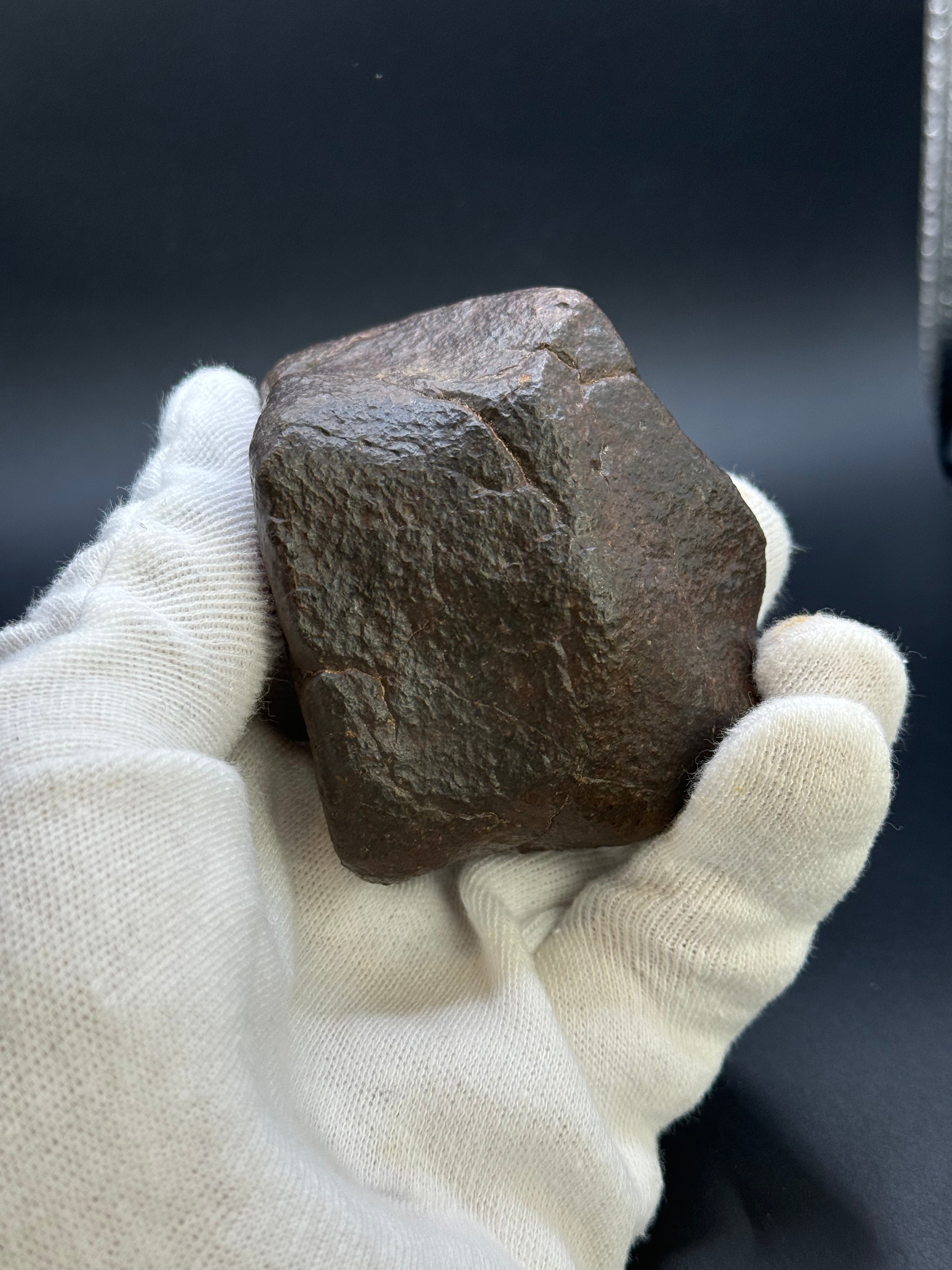 CHONDRITE METEORITE, NORTH WEST AFRICA. 306 GRAMS.