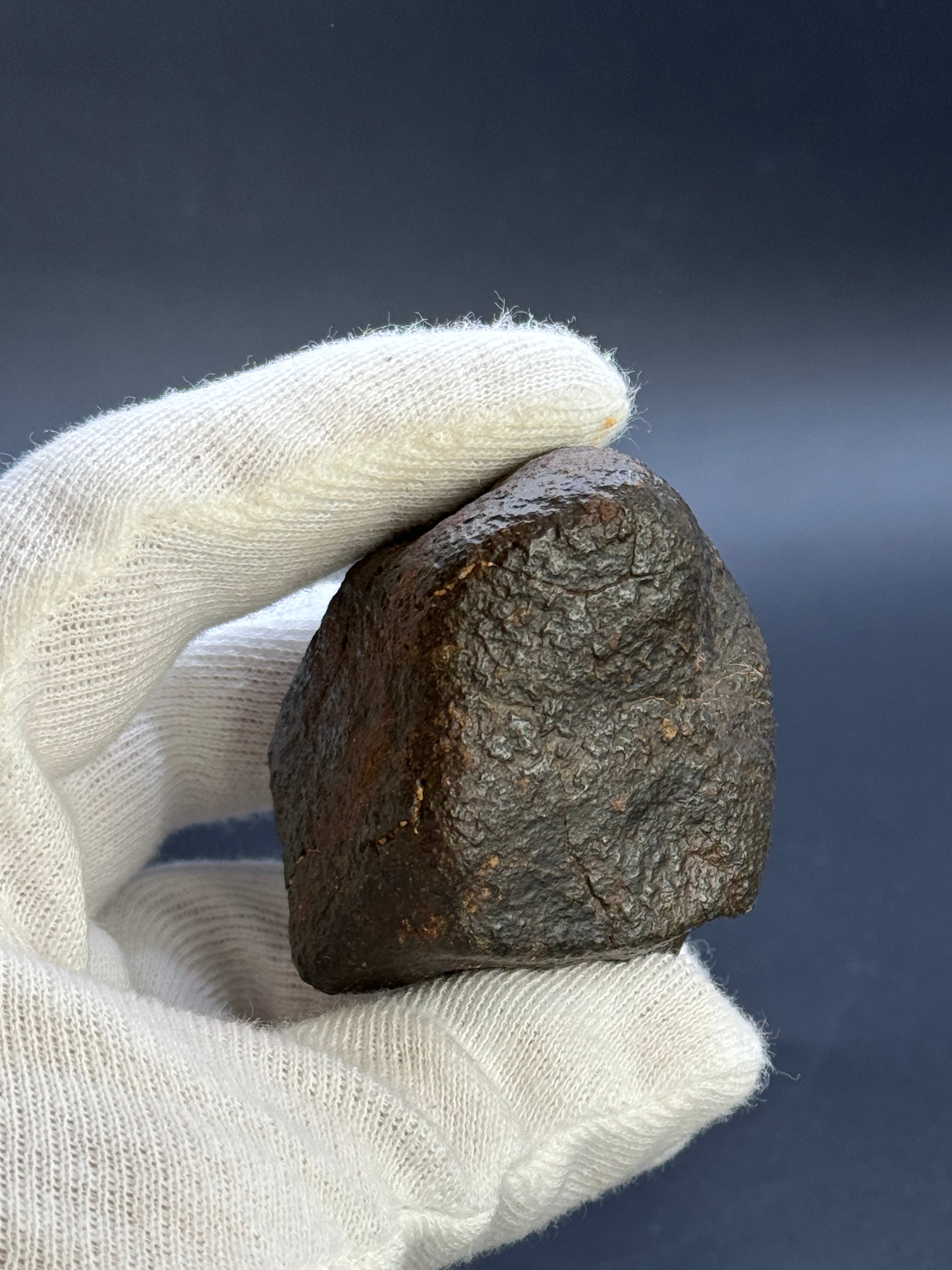CHONDRITE METEORITE, NORTH WEST AFRICA. 178 GRAMS.