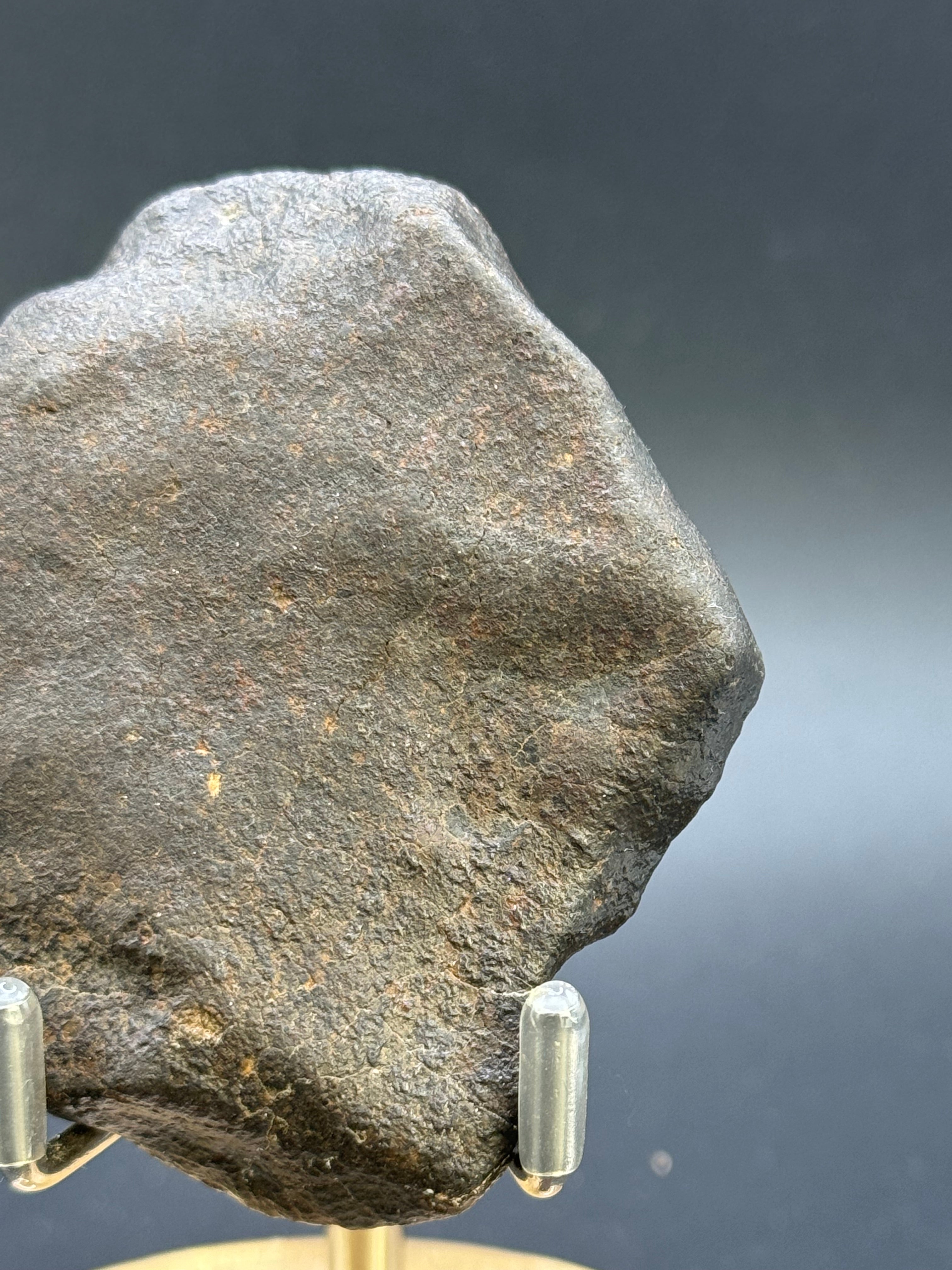 Chondrite Meteorite, North West Africa. 153.66g