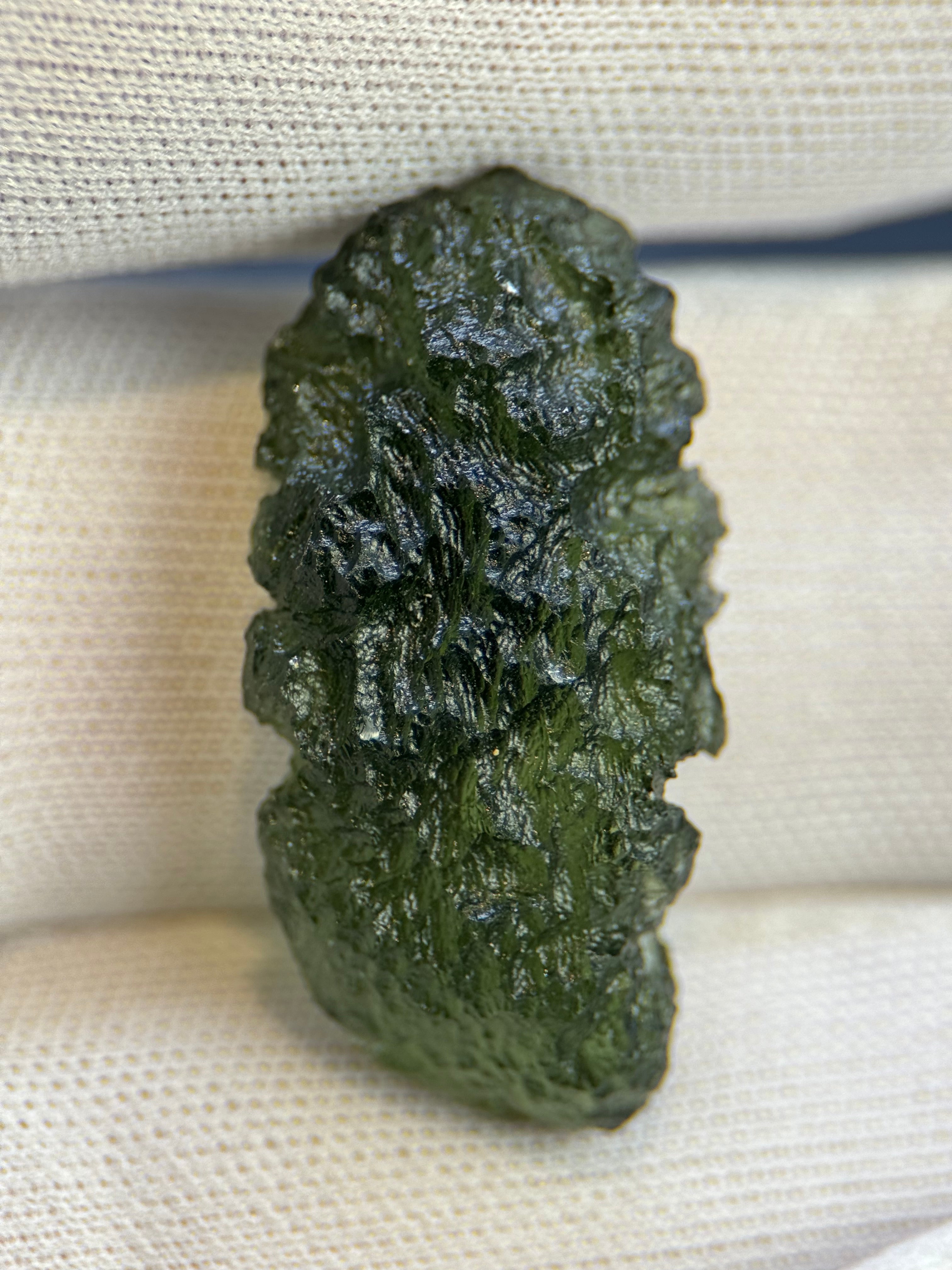 RAW MOLDAVITE, CZECH REPUBLIC. 5,43 GRAMS.