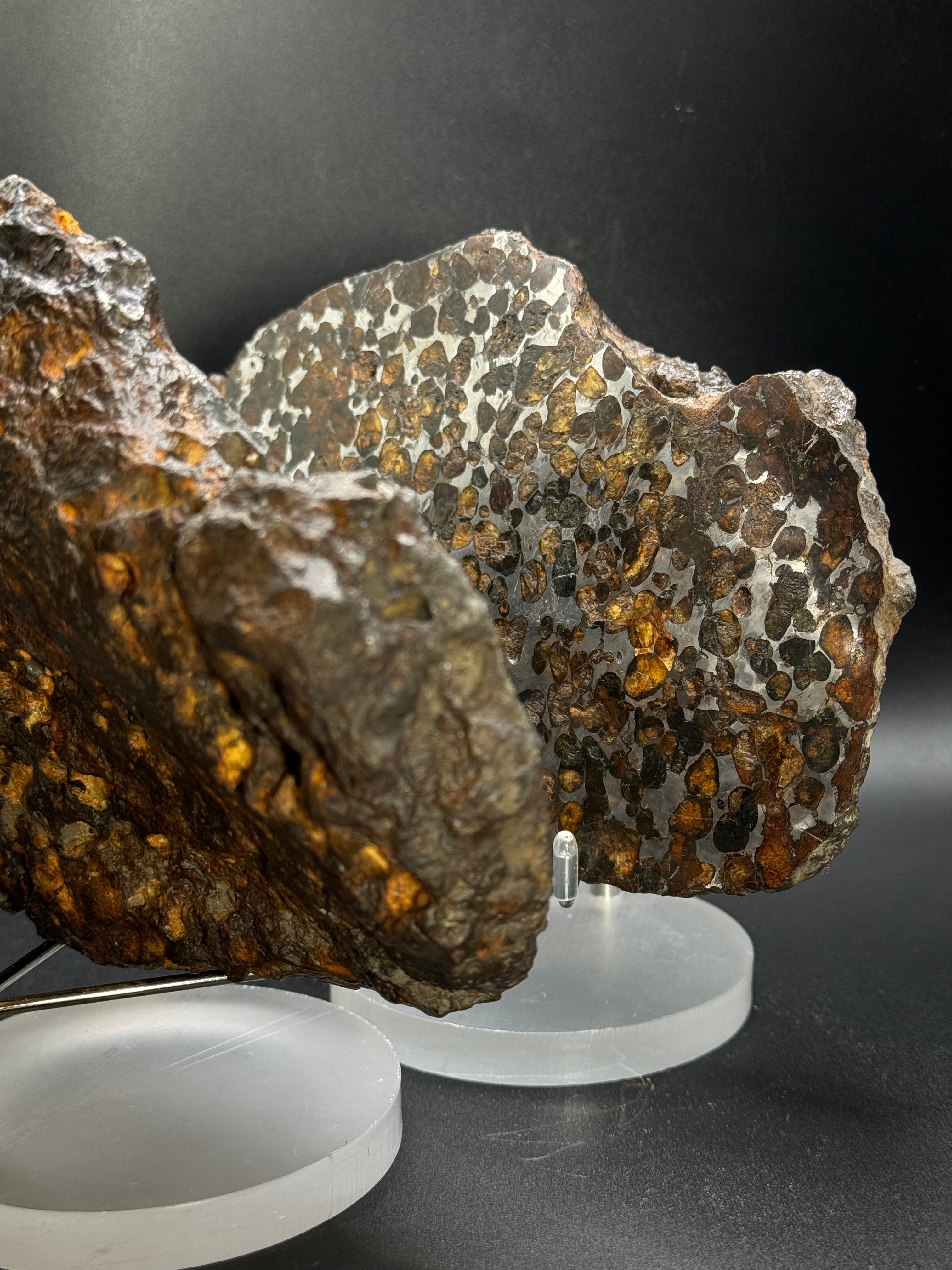 Full Sericho meteorite from Kenya, in two halves. Total weight: 3,057 grams.