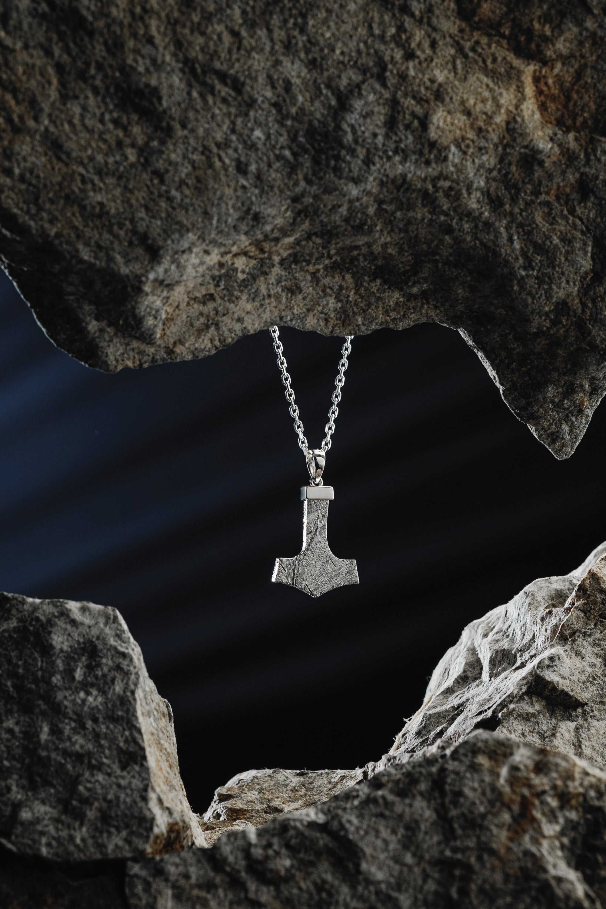 Mjolnir pendant made with Muonionalusta meteorite