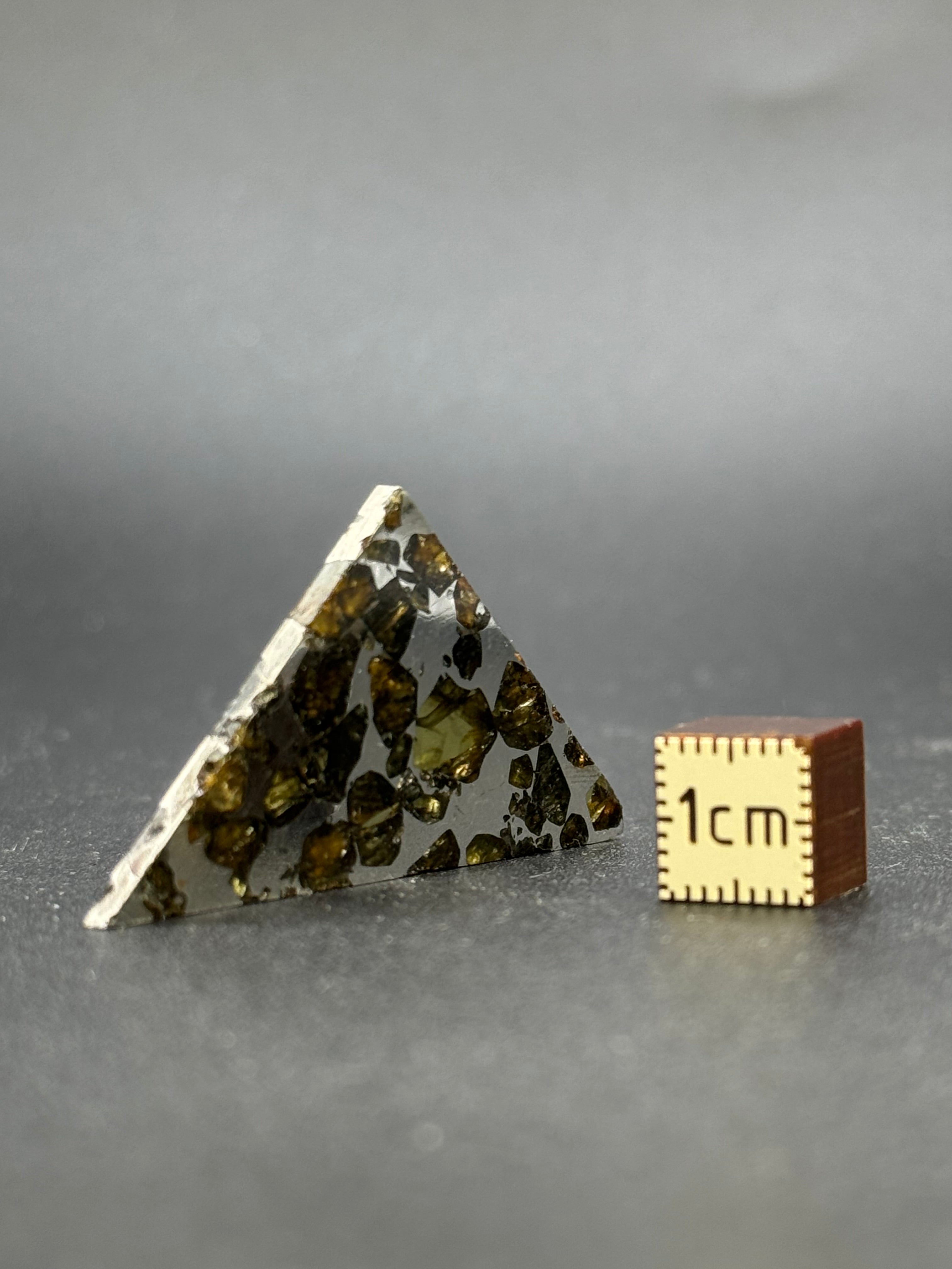 SEYMCHAN METEORITE, MAGADAN REGION, RUSSIA. 6,78 GRAMS.