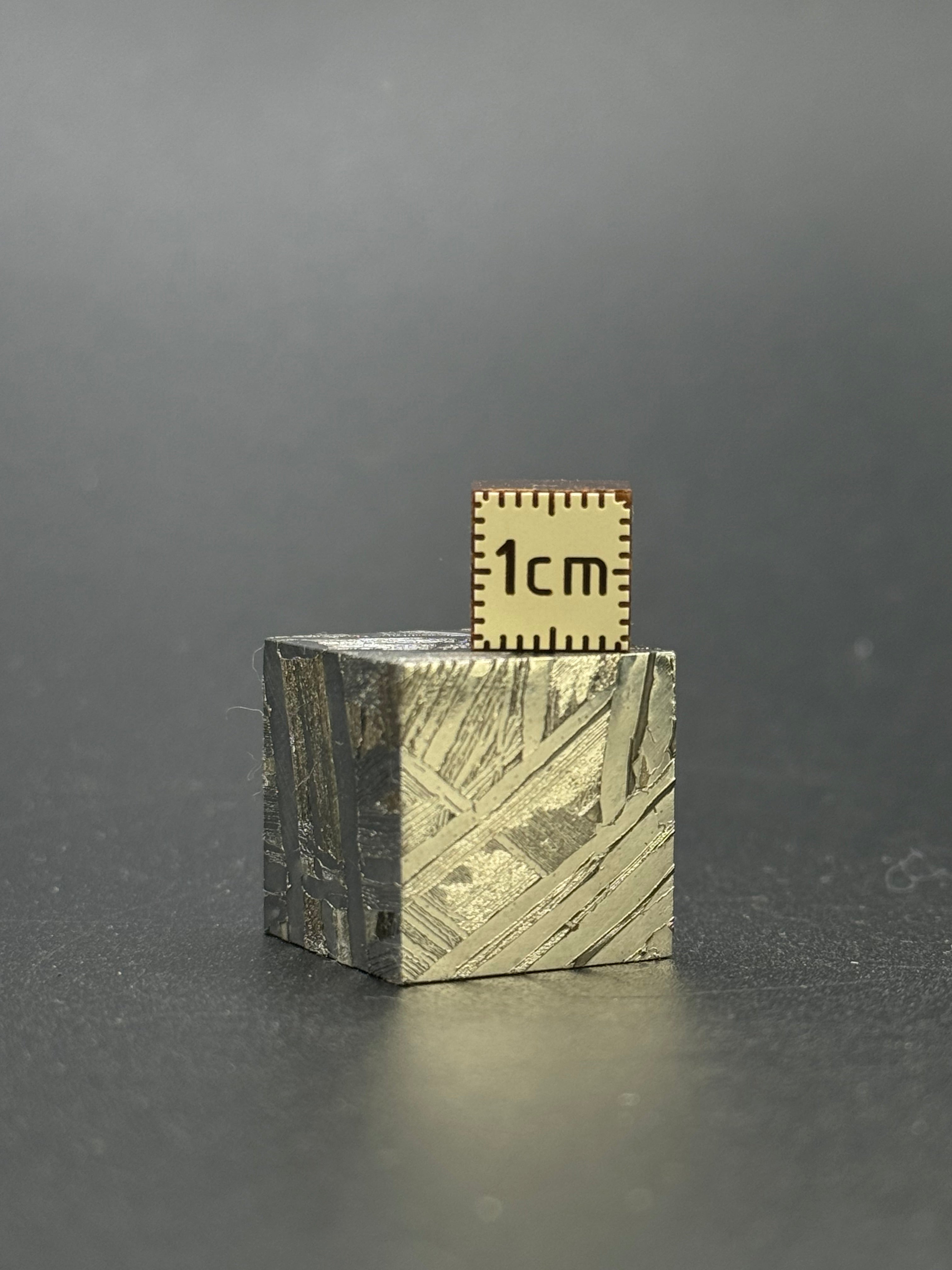 SEYMCHAN METEORITE, MAGADAN REGION, RUSSIA. 54 GRAMS CUBE.