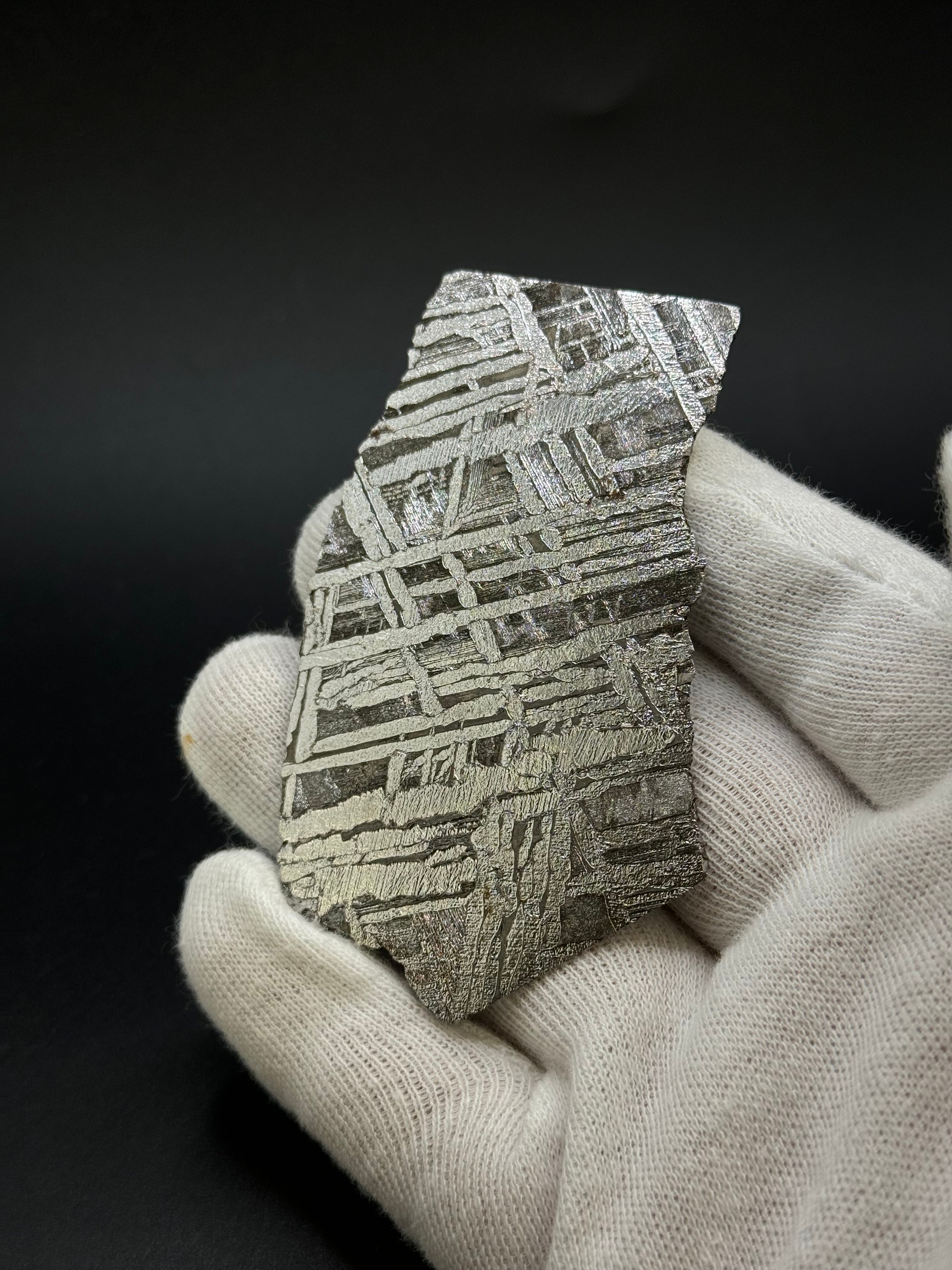 SEYMCHAN METEORITE, MAGADAN REGION, RUSSIA. 62 GRAMS.
