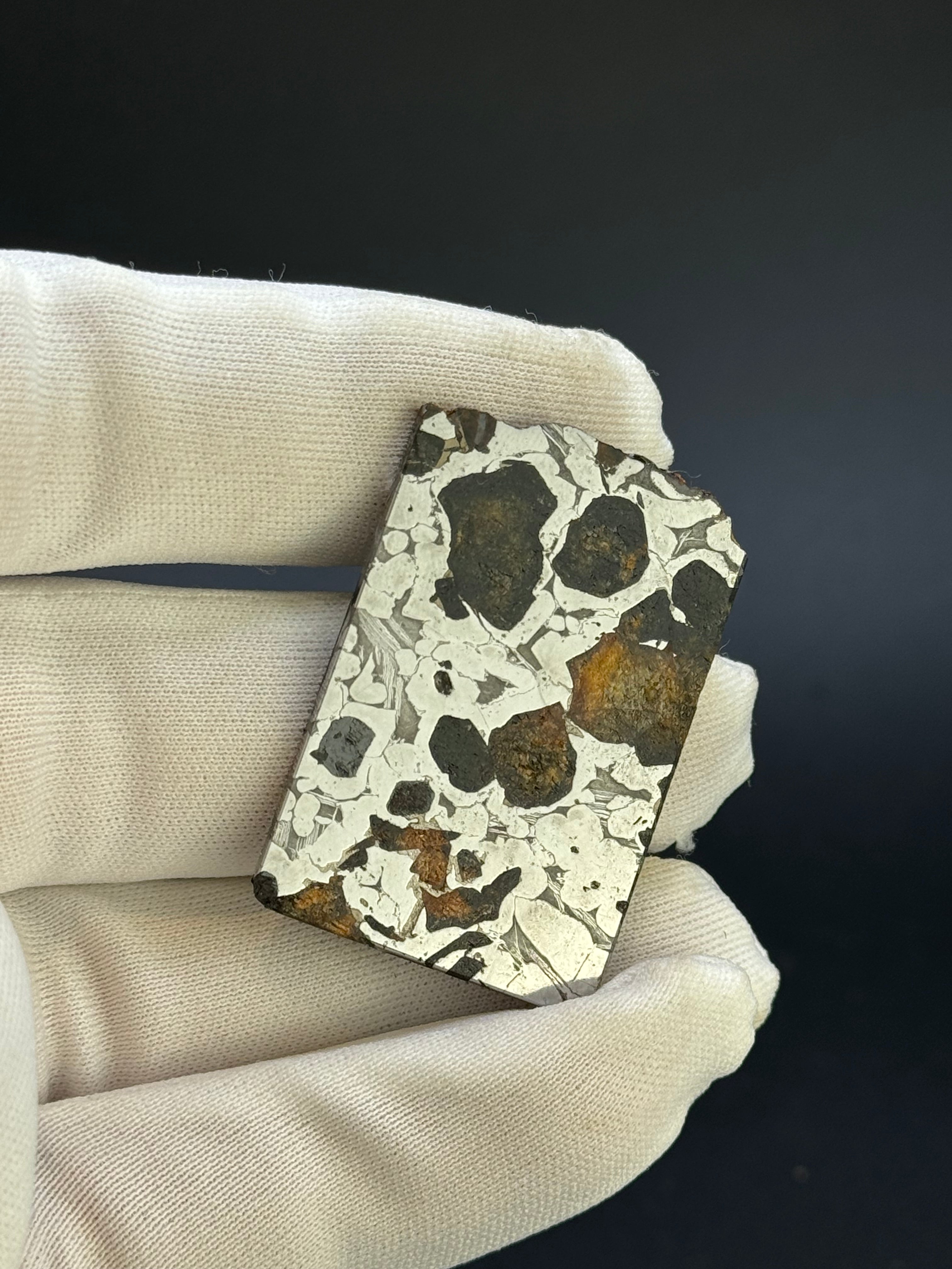 SEYMCHAN METEORITE, MAGADAN REGION, RUSSIA. 16,13 GRAMS.