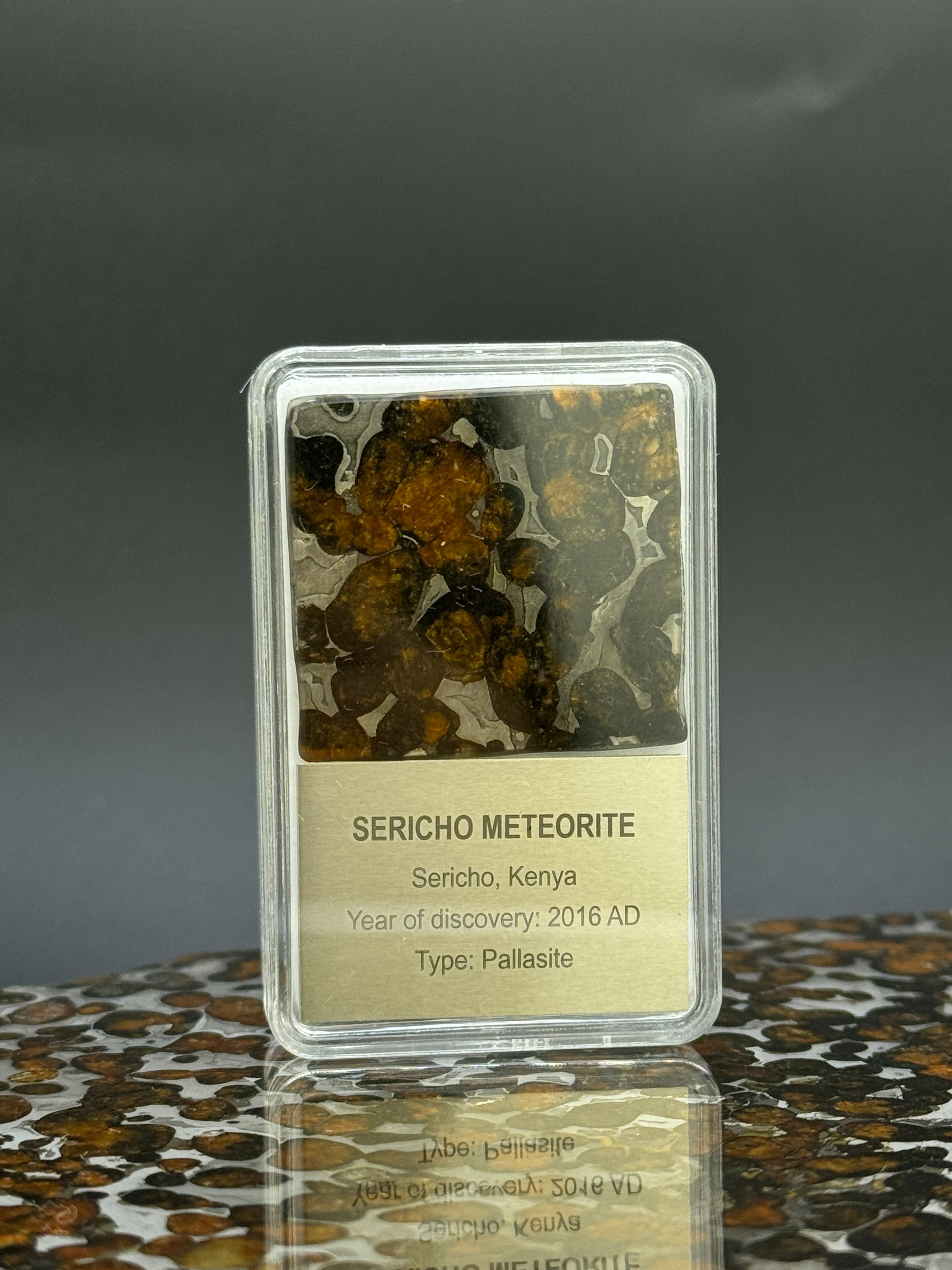 Sericho meteorite, Kenya. Display box. 5,5 grams.