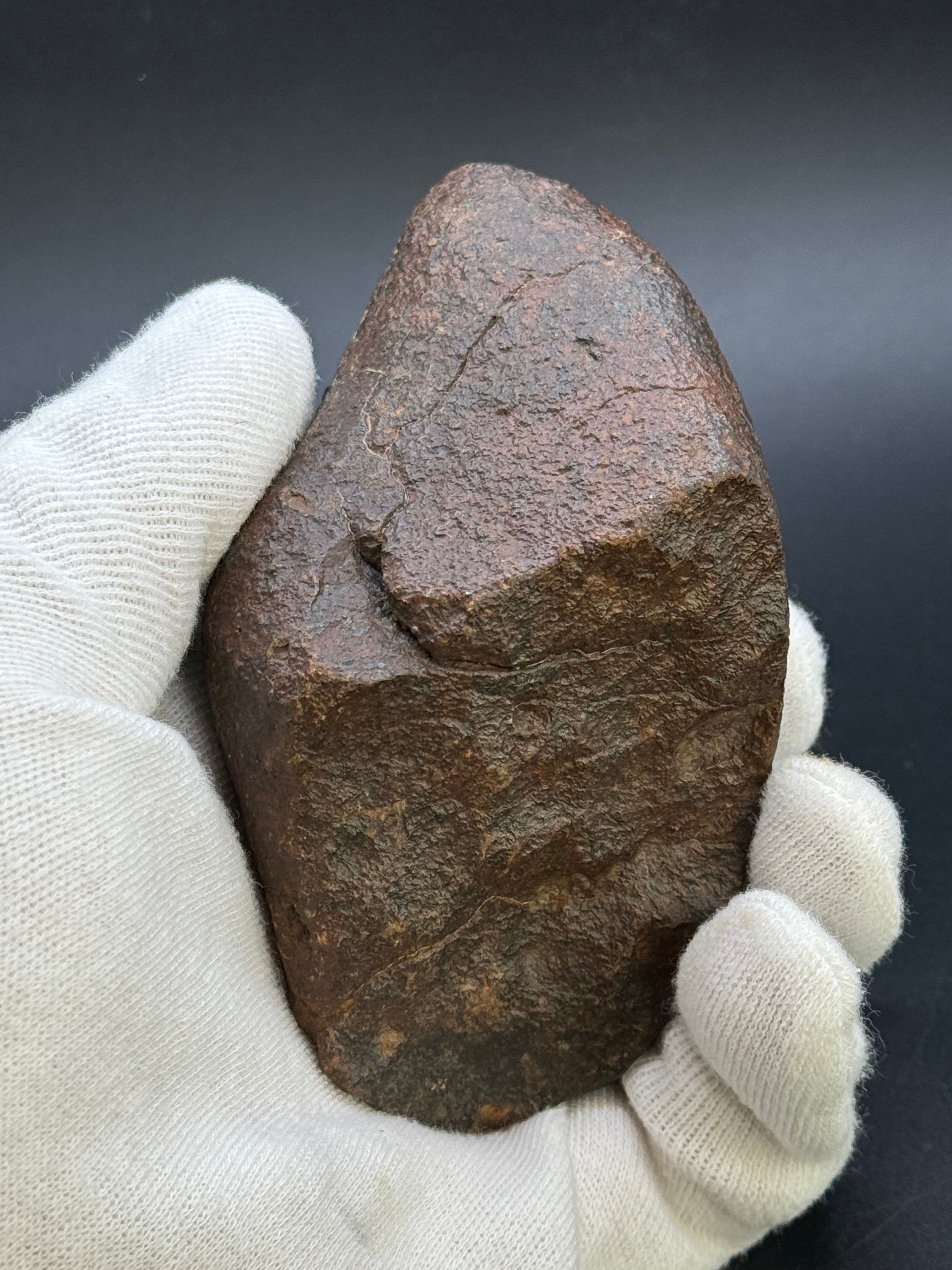 CHONDRITE METEORITE, NORTH WEST AFRICA. 421 GRAMS.