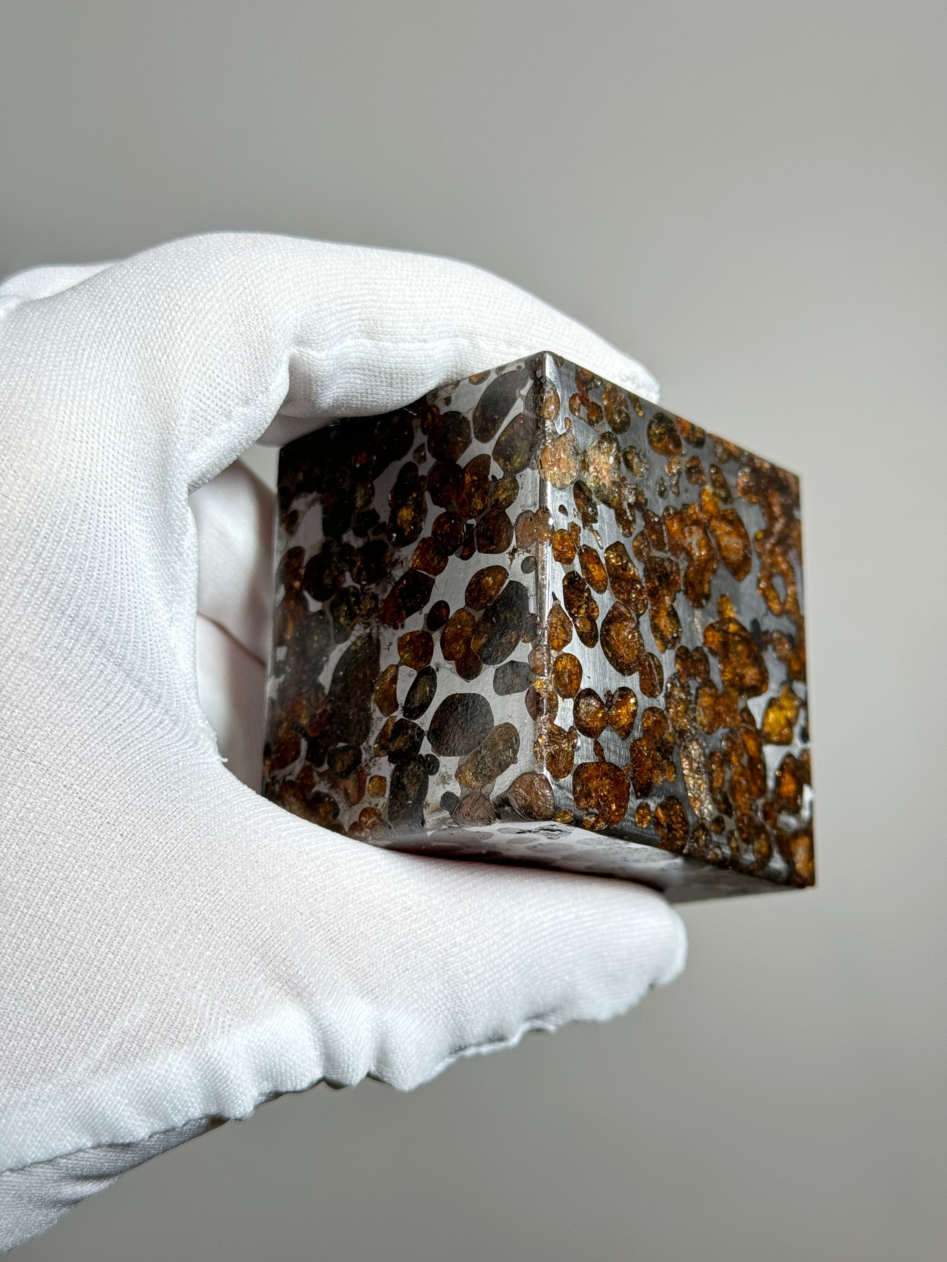 Sericho pallasite meteorite cube, Kenya. 631 grams.