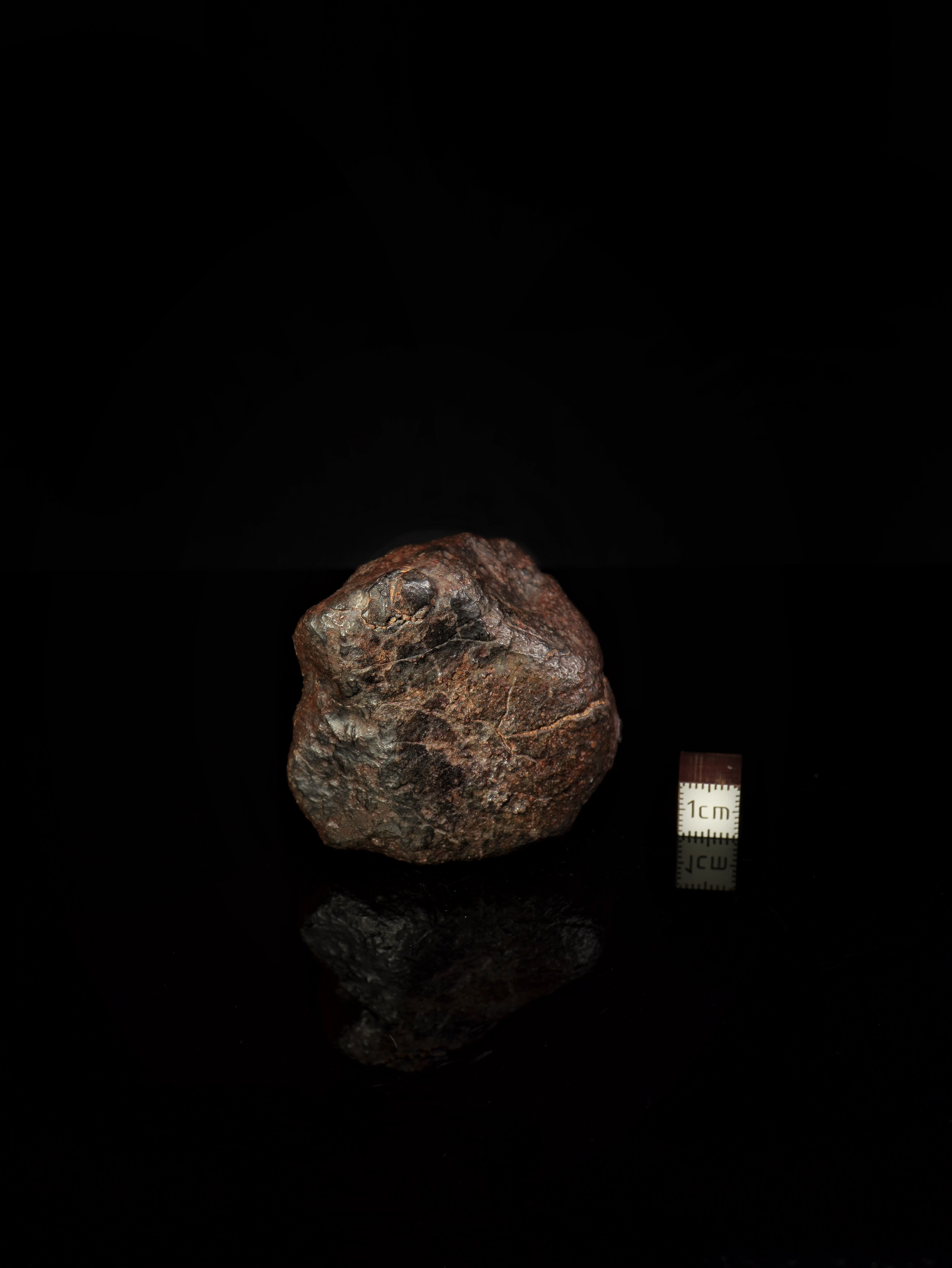 CHONDRITE METEORITE, NORTH WEST AFRICA. 184,6 GRAMS.