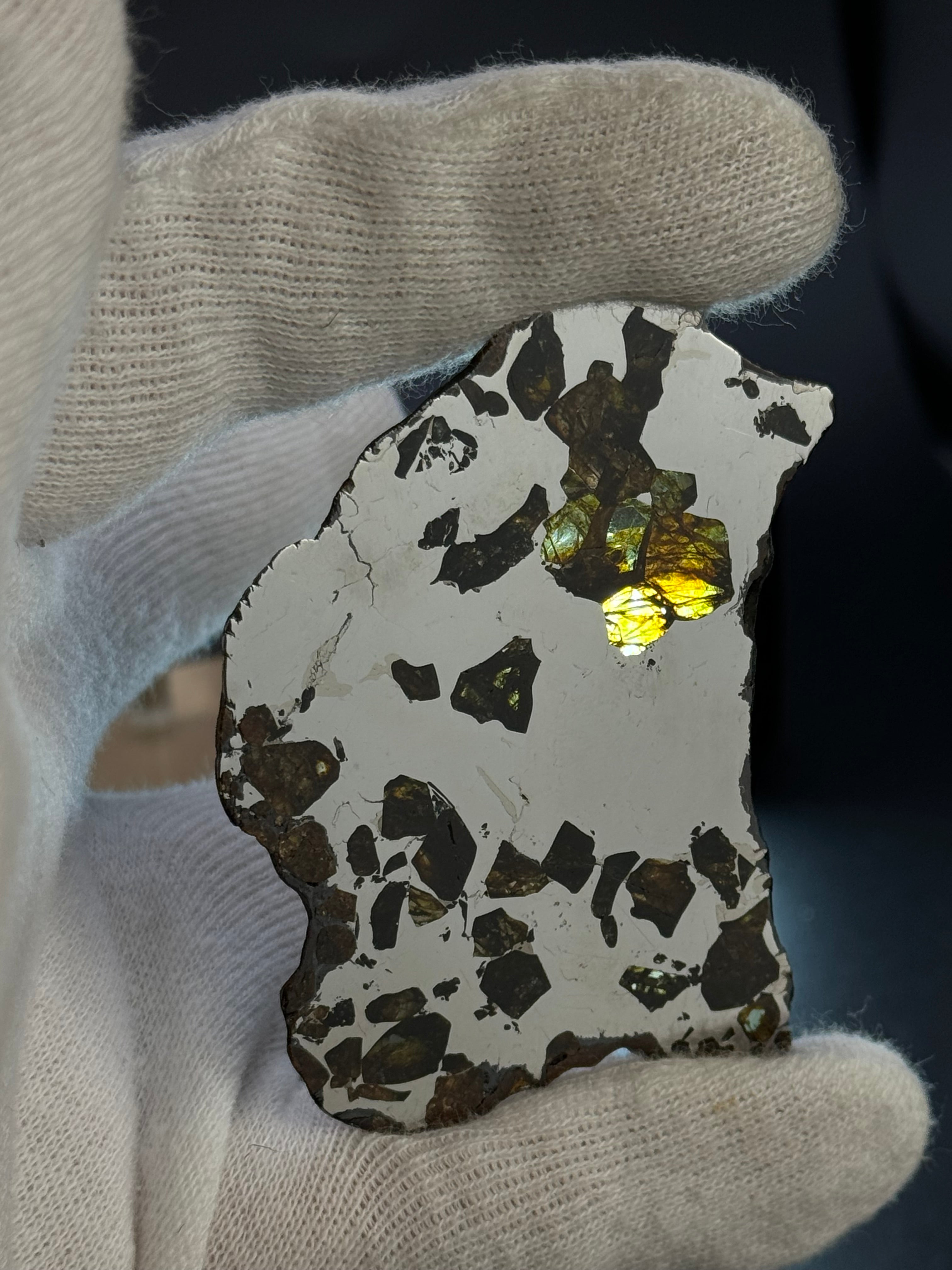 SEYMCHAN METEORITE, MAGADAN REGION, RUSSIA. 30,4 GRAMS.