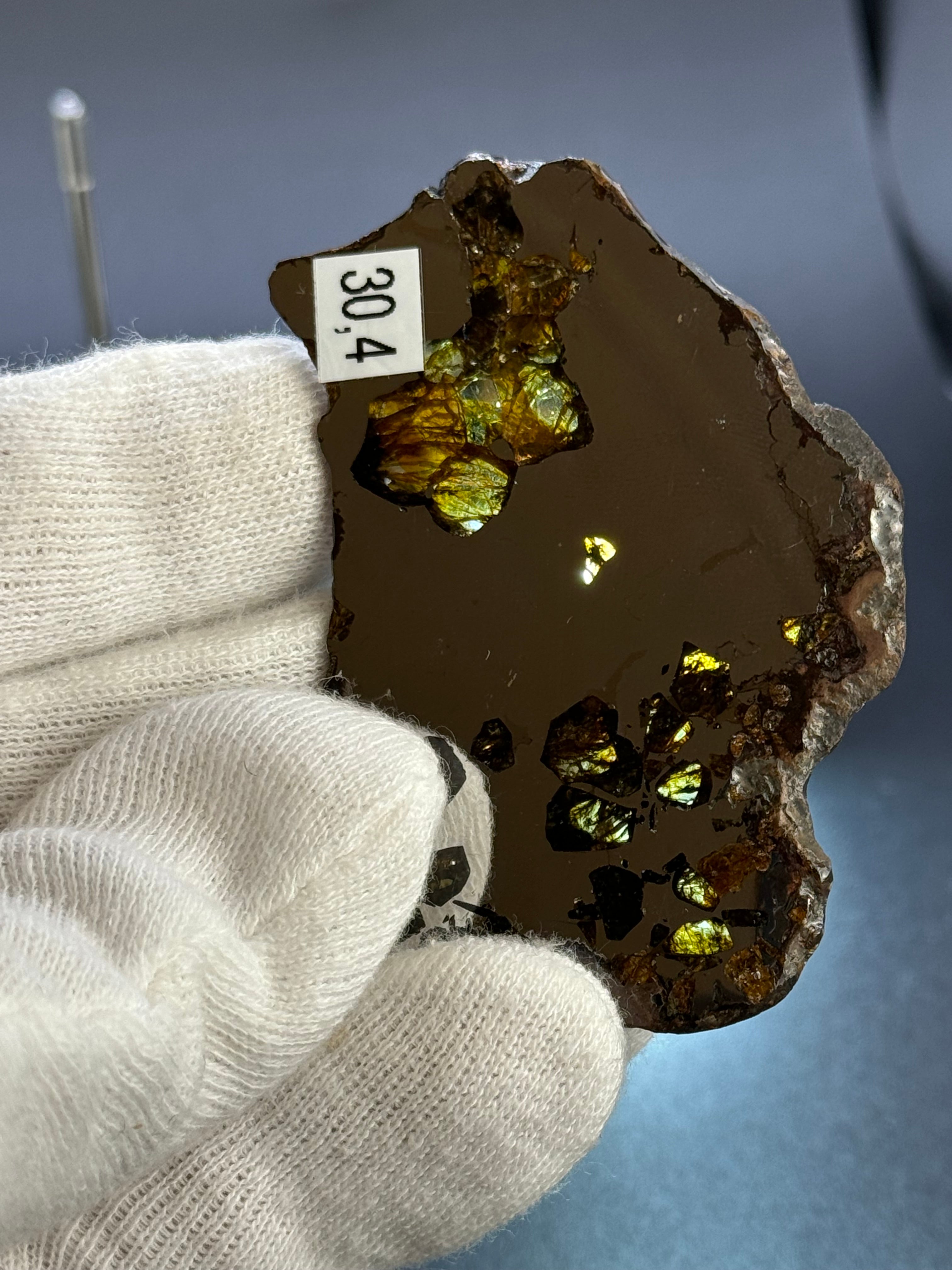 SEYMCHAN METEORITE, MAGADAN REGION, RUSSIA. 30,4 GRAMS.