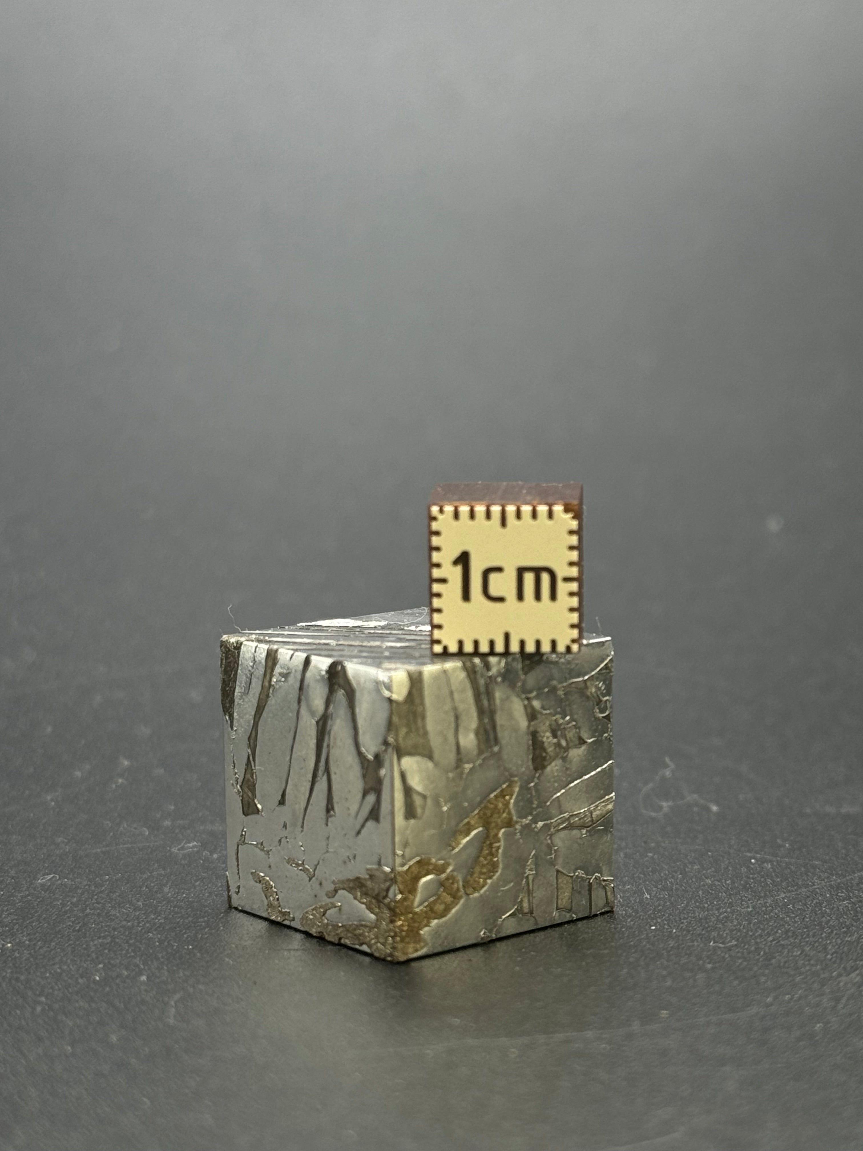 SEYMCHAN METEORITE, MAGADAN REGION, RUSSIA. 52 GRAMS CUBE.