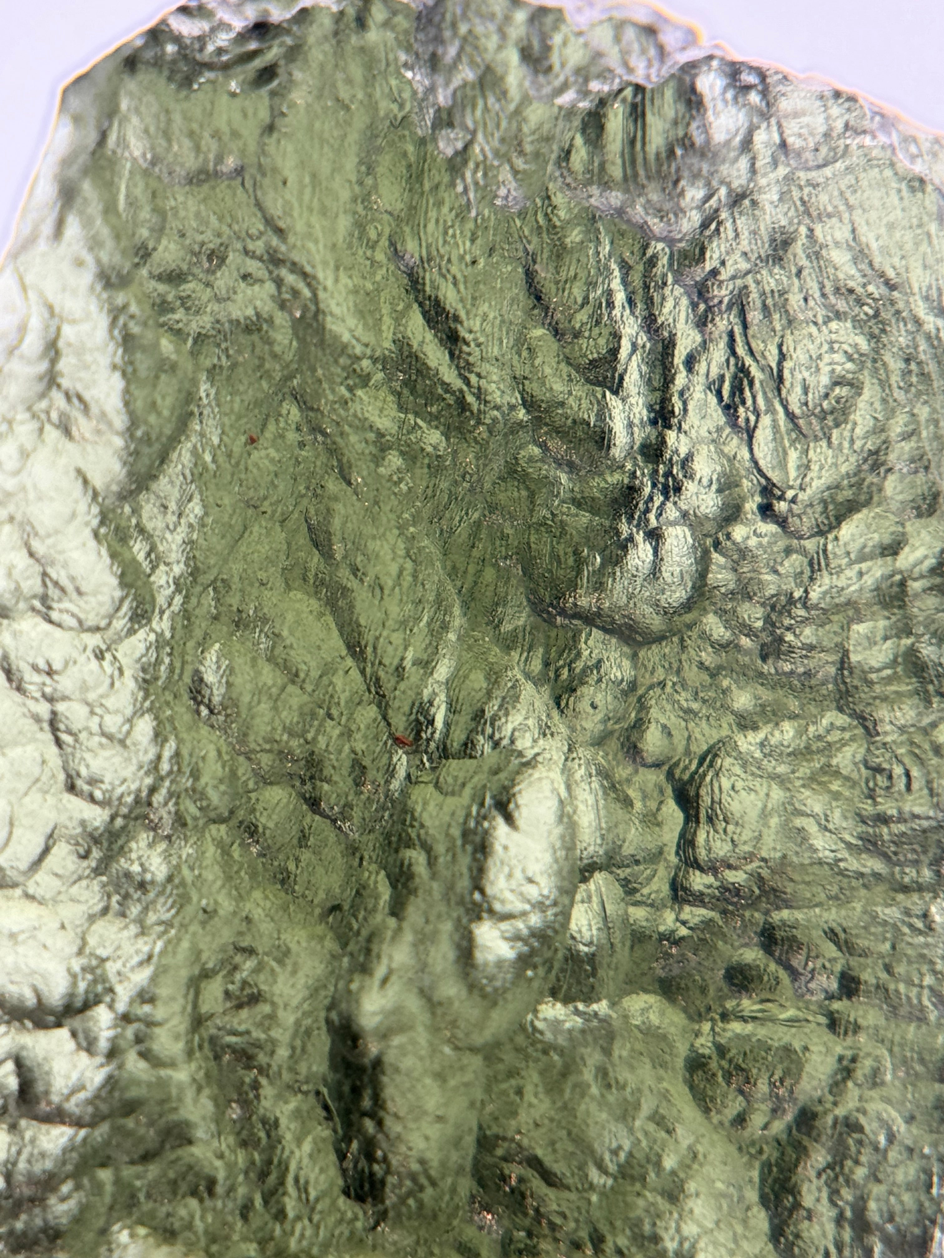 RAW MOLDAVITE, CZECH REPUBLIC. 8,52 GRAMS.