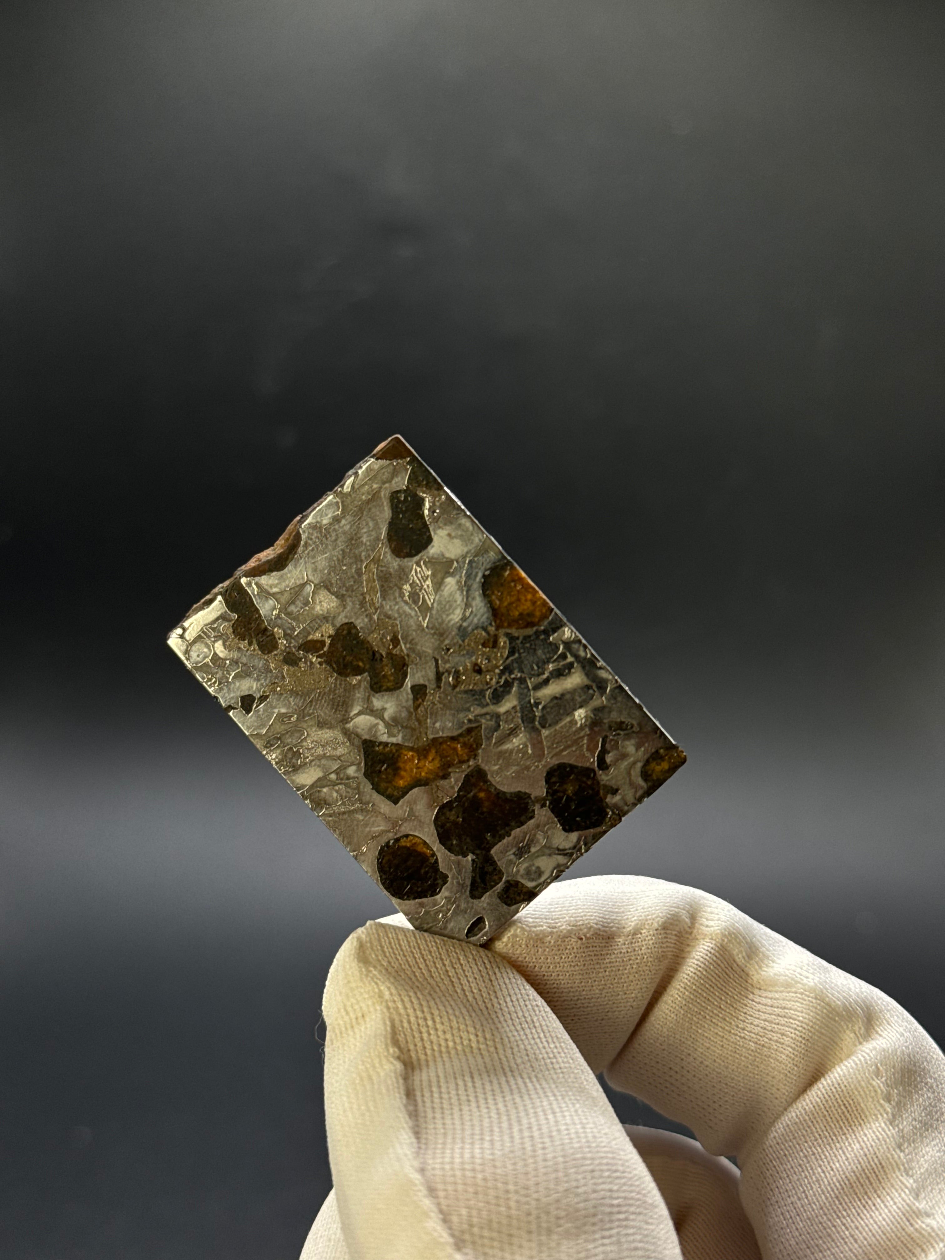 SEYMCHAN METEORITE, MAGADAN REGION, RUSSIA. 17,89 GRAMS.