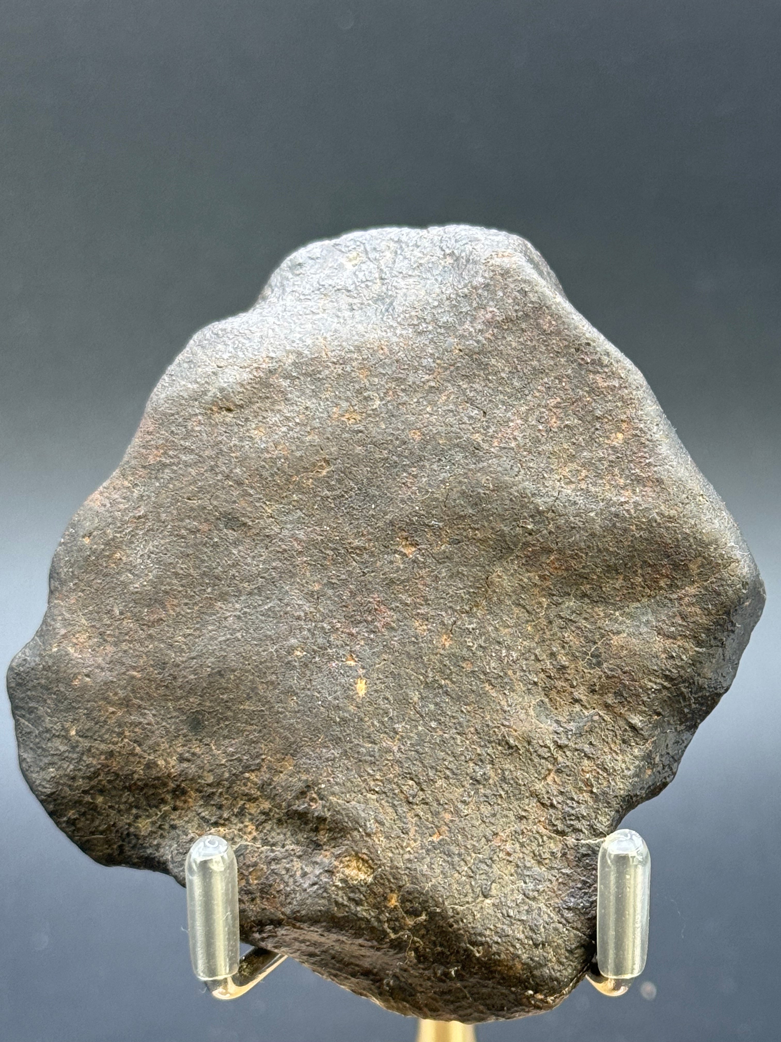 Chondrite Meteorite, North West Africa. 153.66g