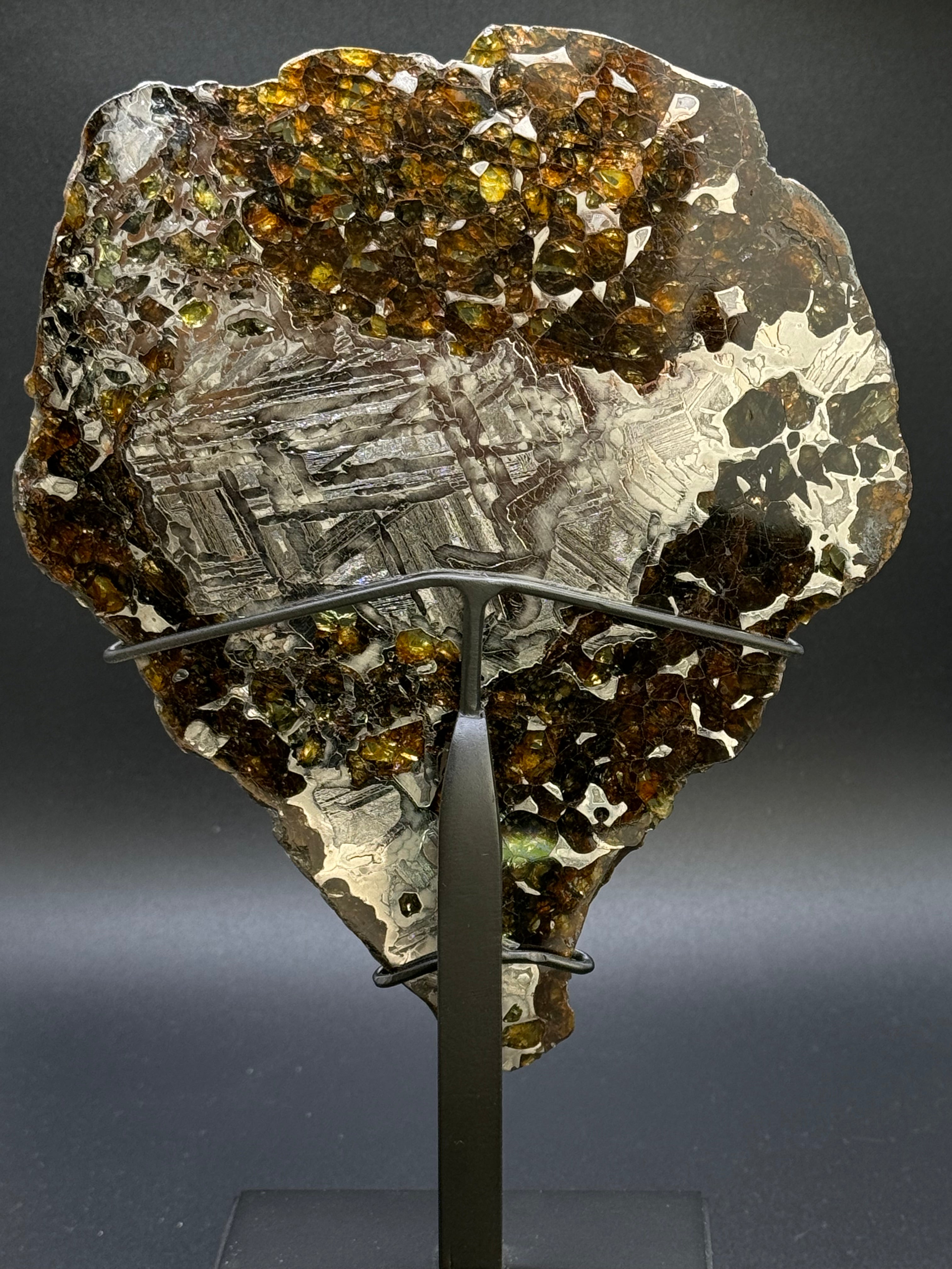 SEYMCHAN METEORITE, MAGADAN REGION, RUSSIA. 187 GRAMS.