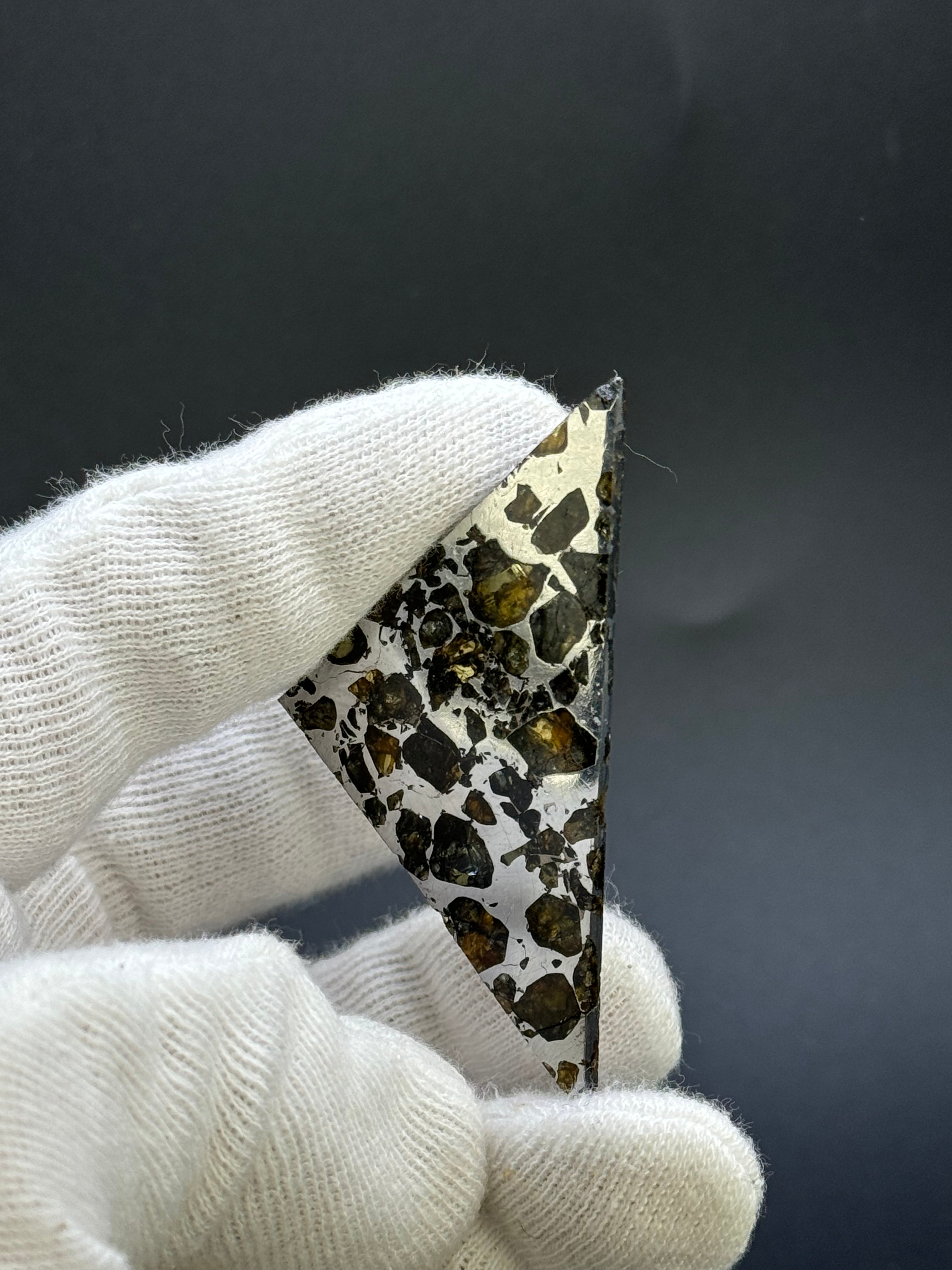 SEYMCHAN METEORITE, MAGADAN REGION, RUSSIA. 13,51 GRAMS.