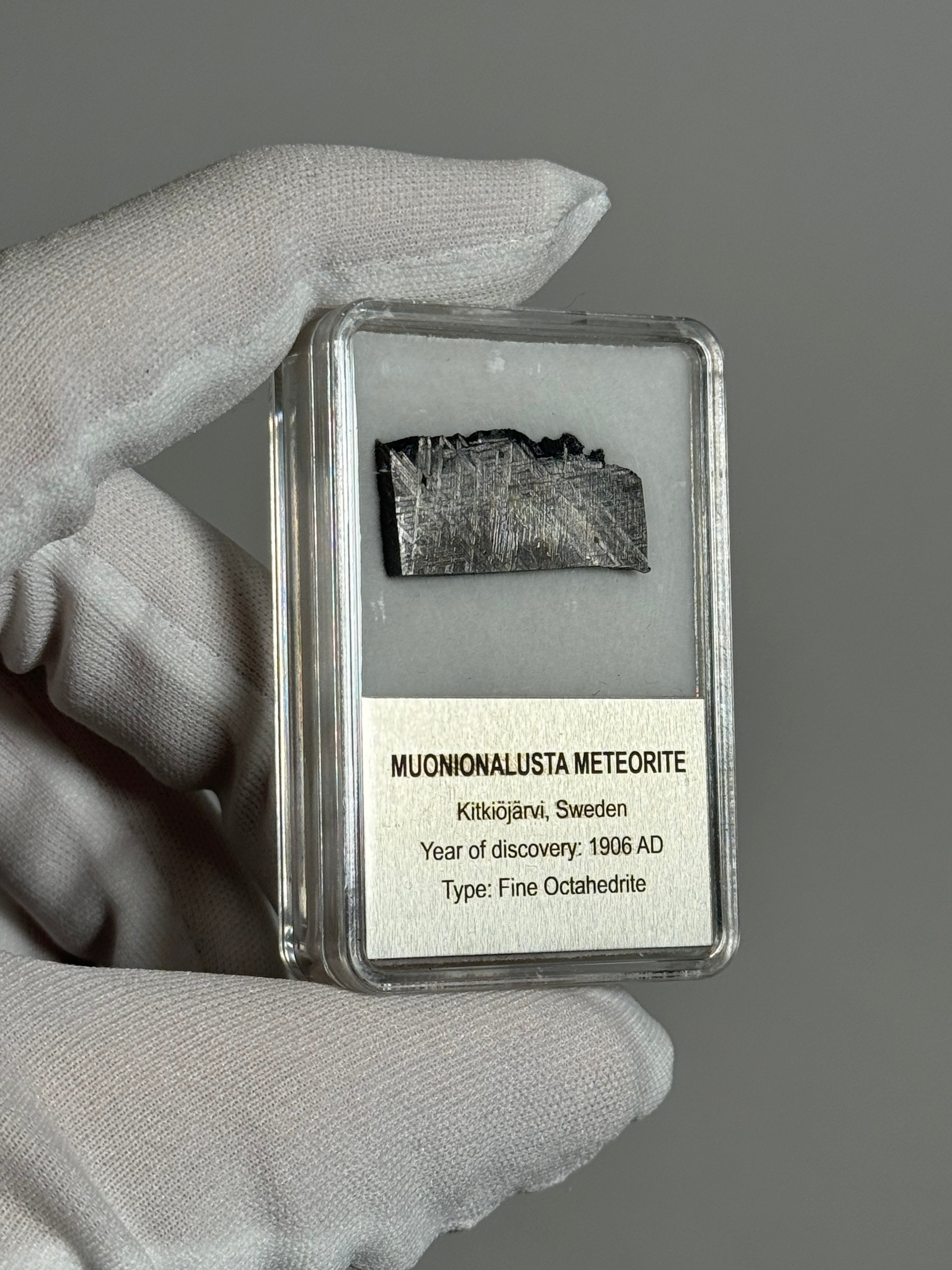 MUONIONALUSTA METEORITE IN DISPLAY BOX. 6 GRAMS.