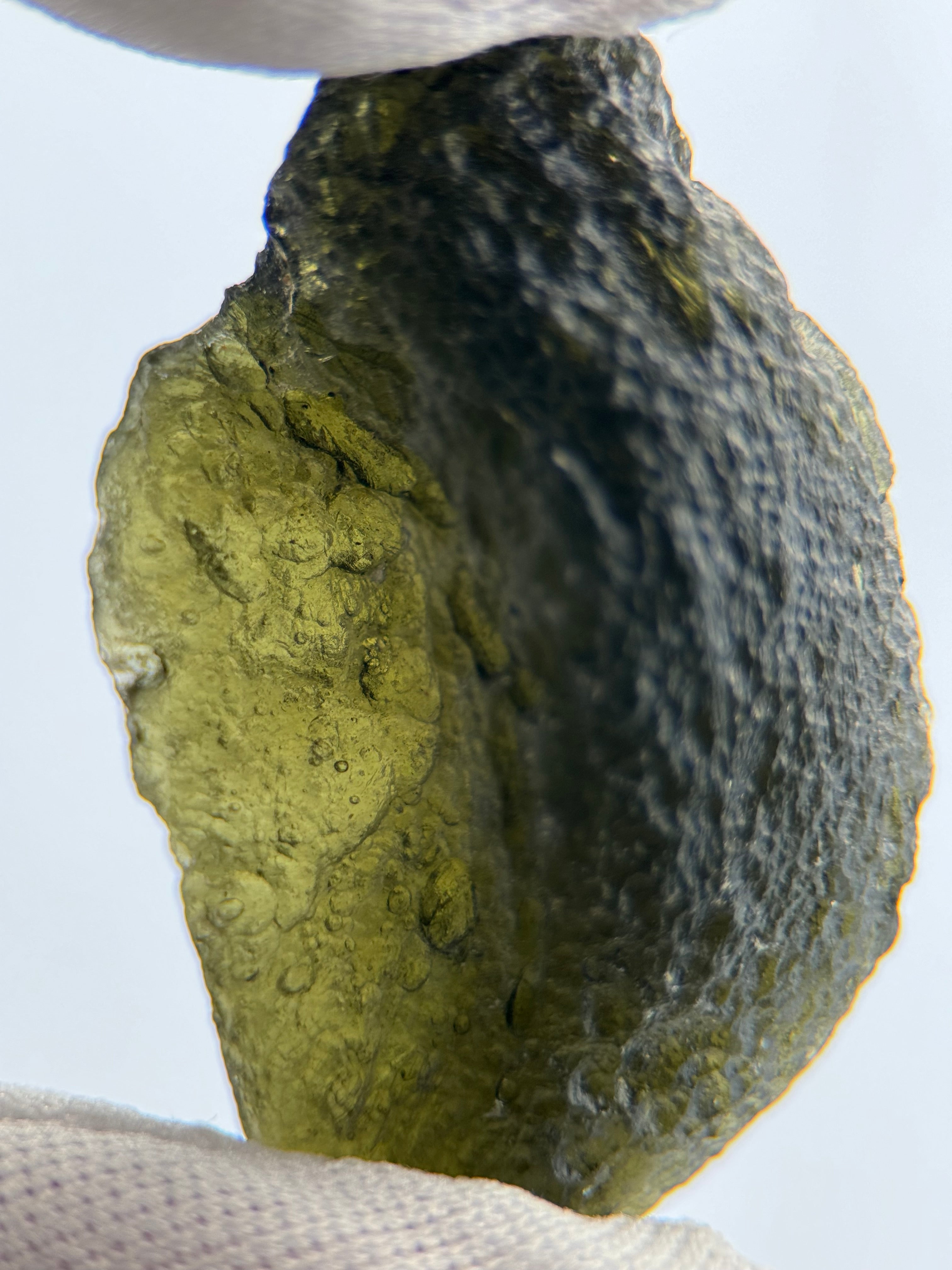 RAW MOLDAVITE, CZECH REPUBLIC. 7,53 GRAMS.