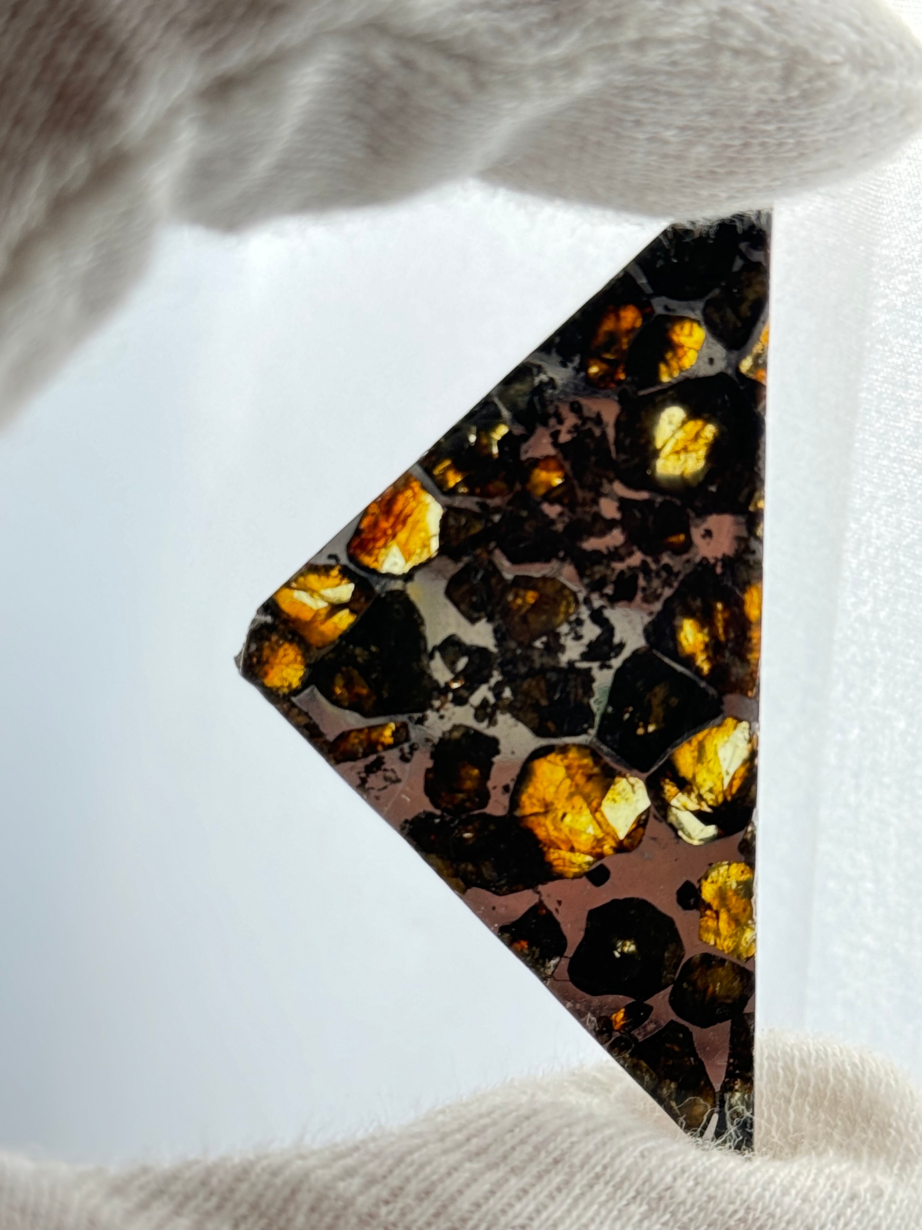 SEYMCHAN METEORITE, MAGADAN REGION, RUSSIA. 9,24 GRAMS.