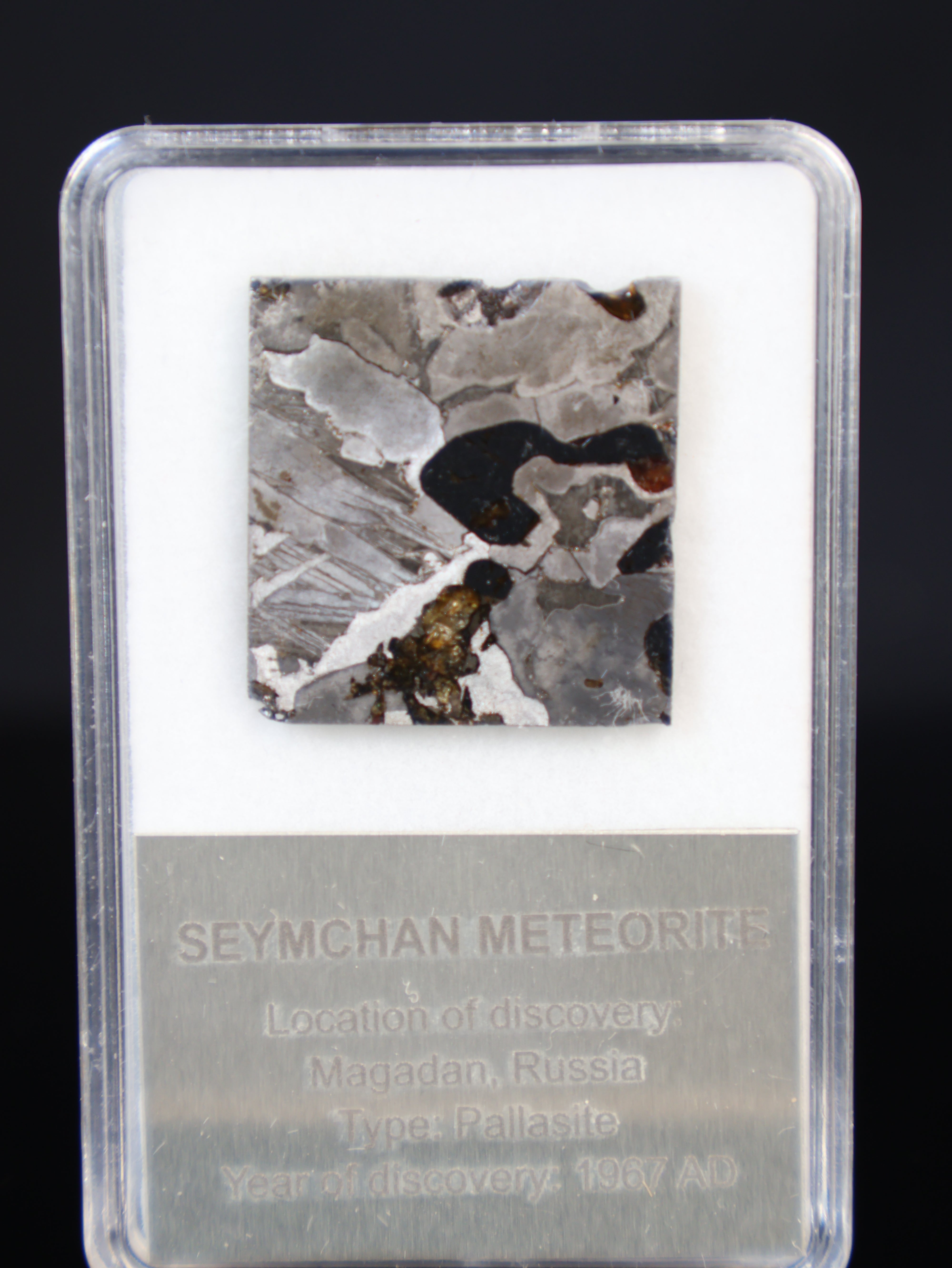 SEYMCHAN METEORITE, RUSSIA. DISPLAY BOX. 5,12 GRAMS.