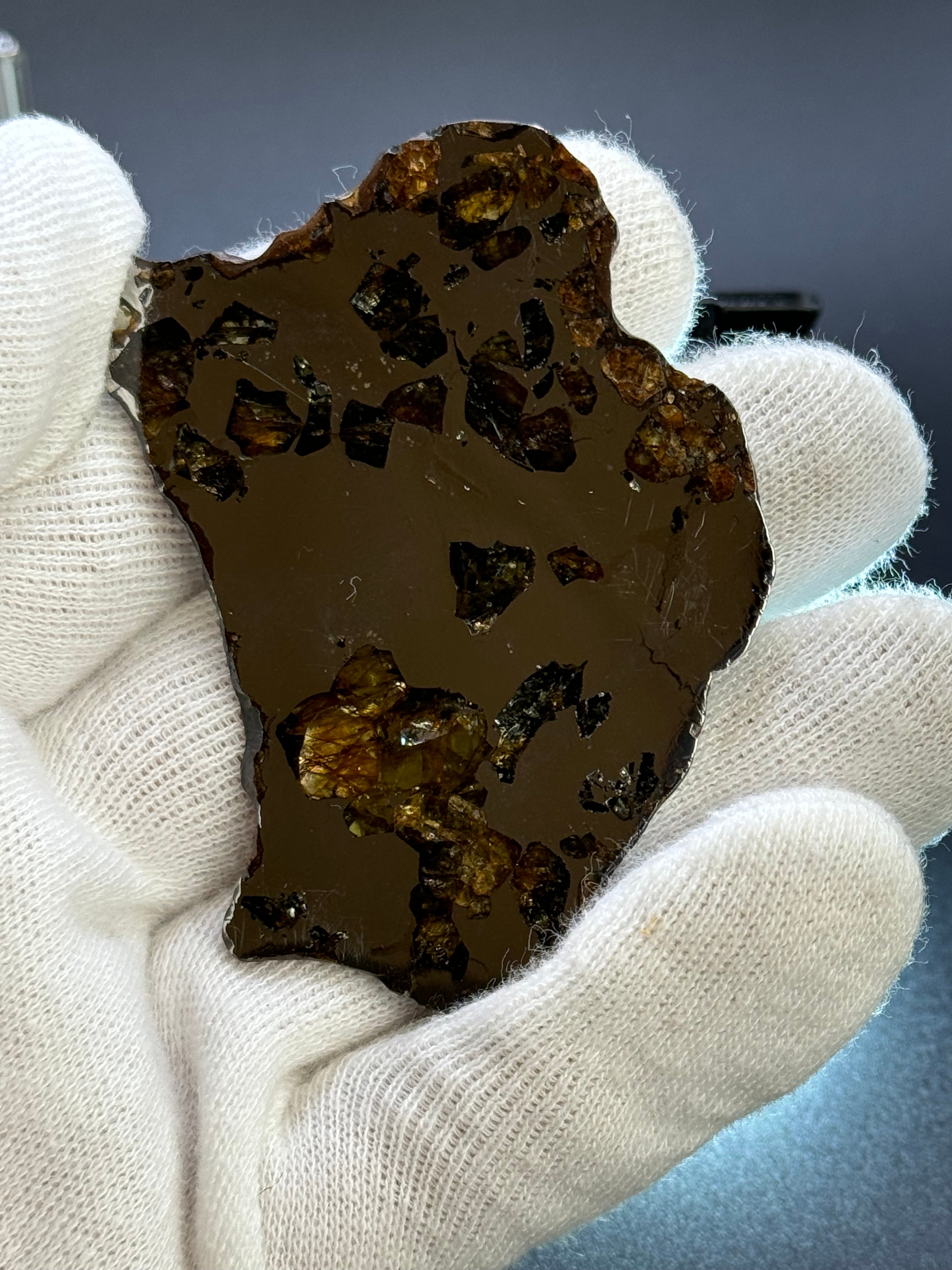 SEYMCHAN METEORITE, MAGADAN REGION, RUSSIA. 30,4 GRAMS.