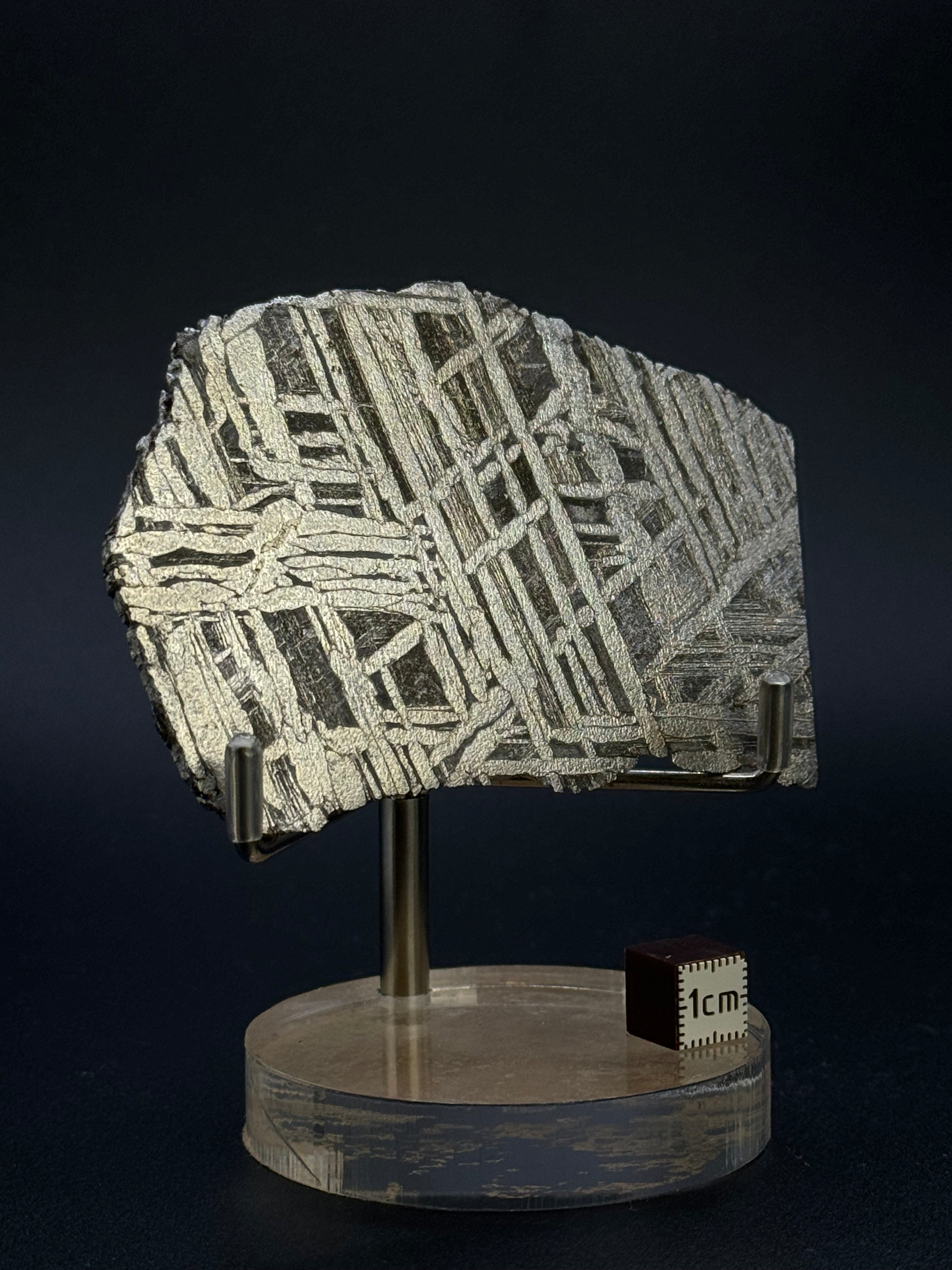 SEYMCHAN METEORITE, MAGADAN REGION, RUSSIA. 80 GRAMS.