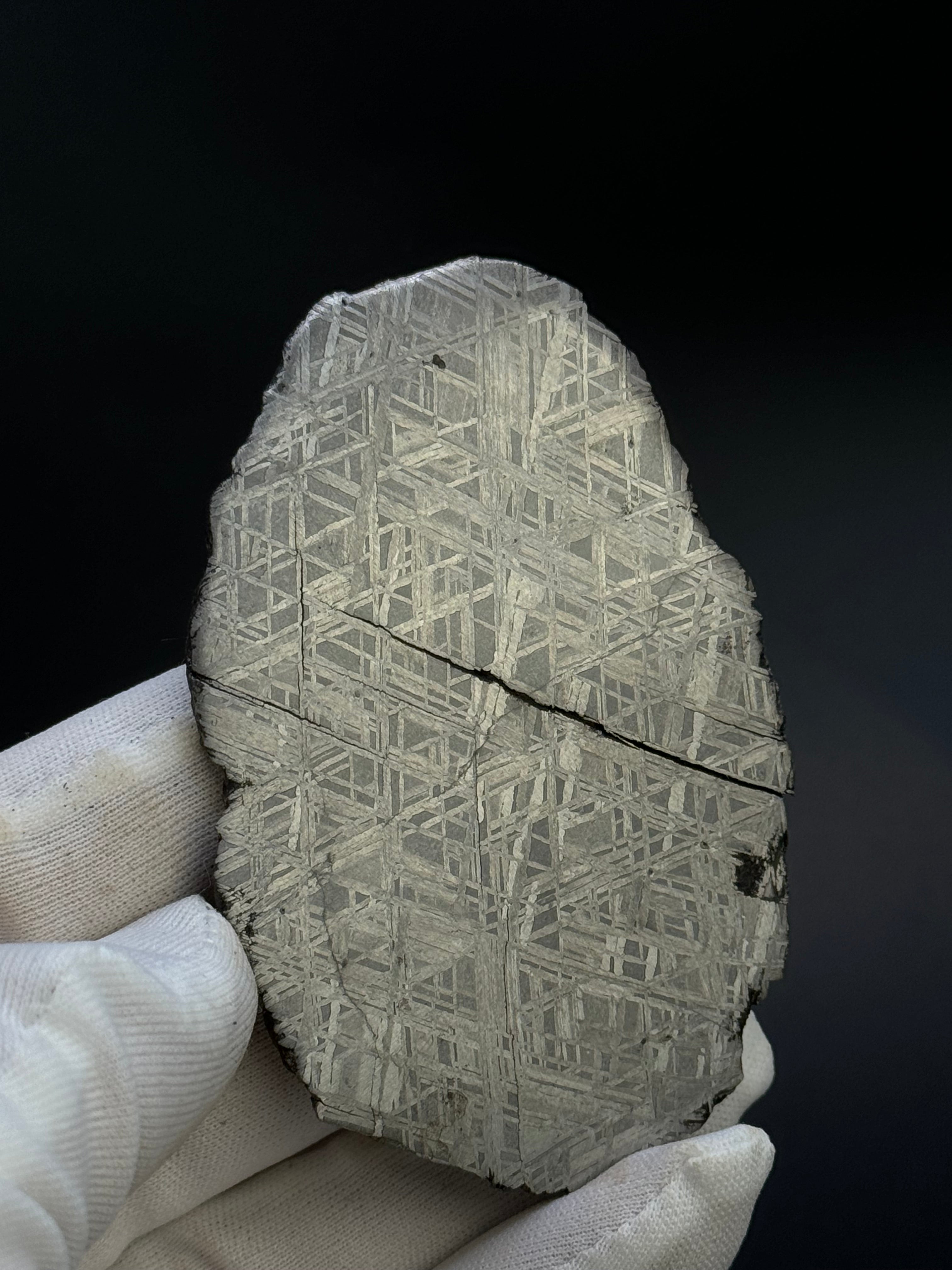 MUONIONALUSTA METEORITE, SWEDEN. 86 GRAMS.