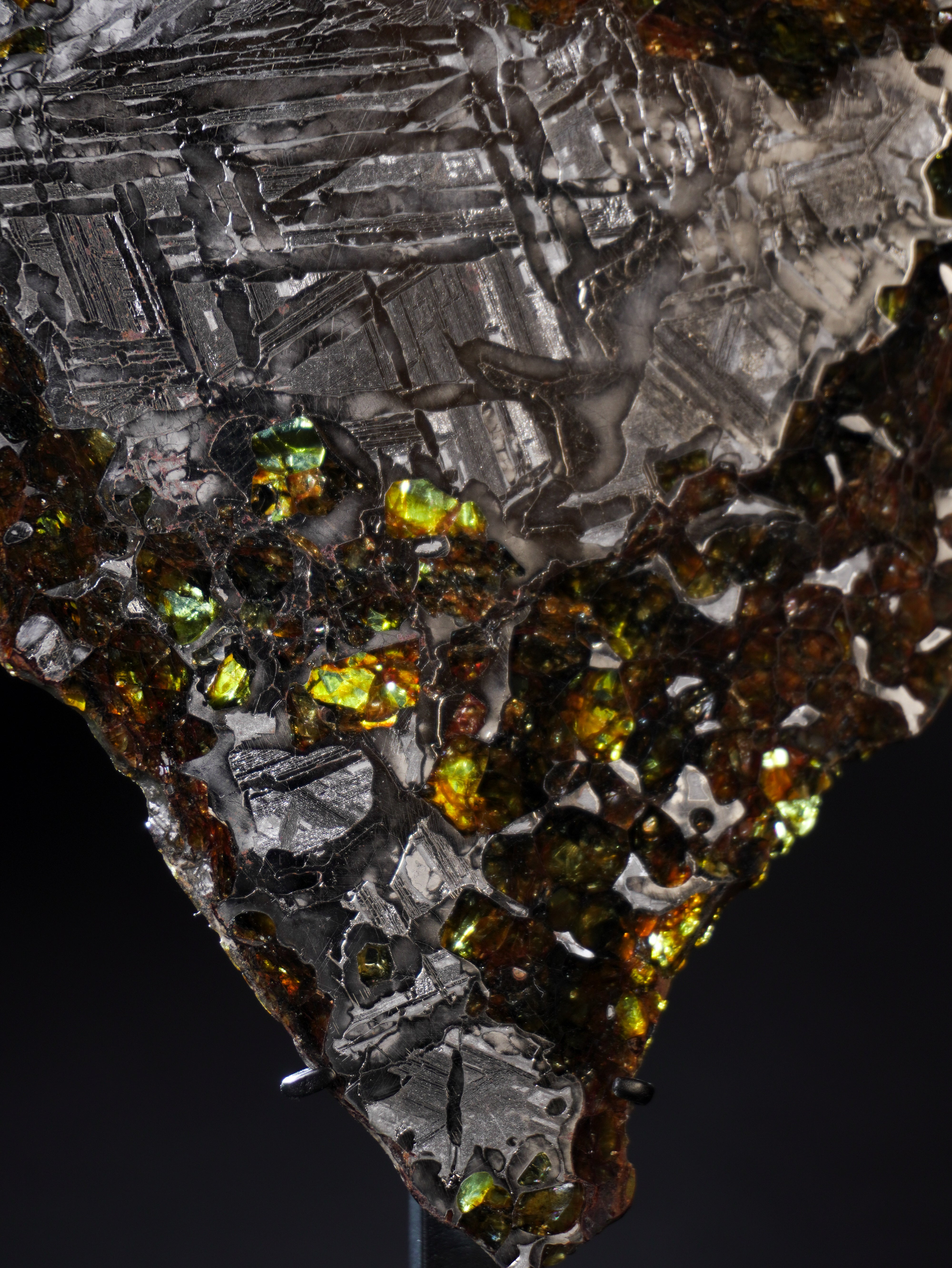 SEYMCHAN METEORITE, MAGADAN REGION, RUSSIA. 187 GRAMS.