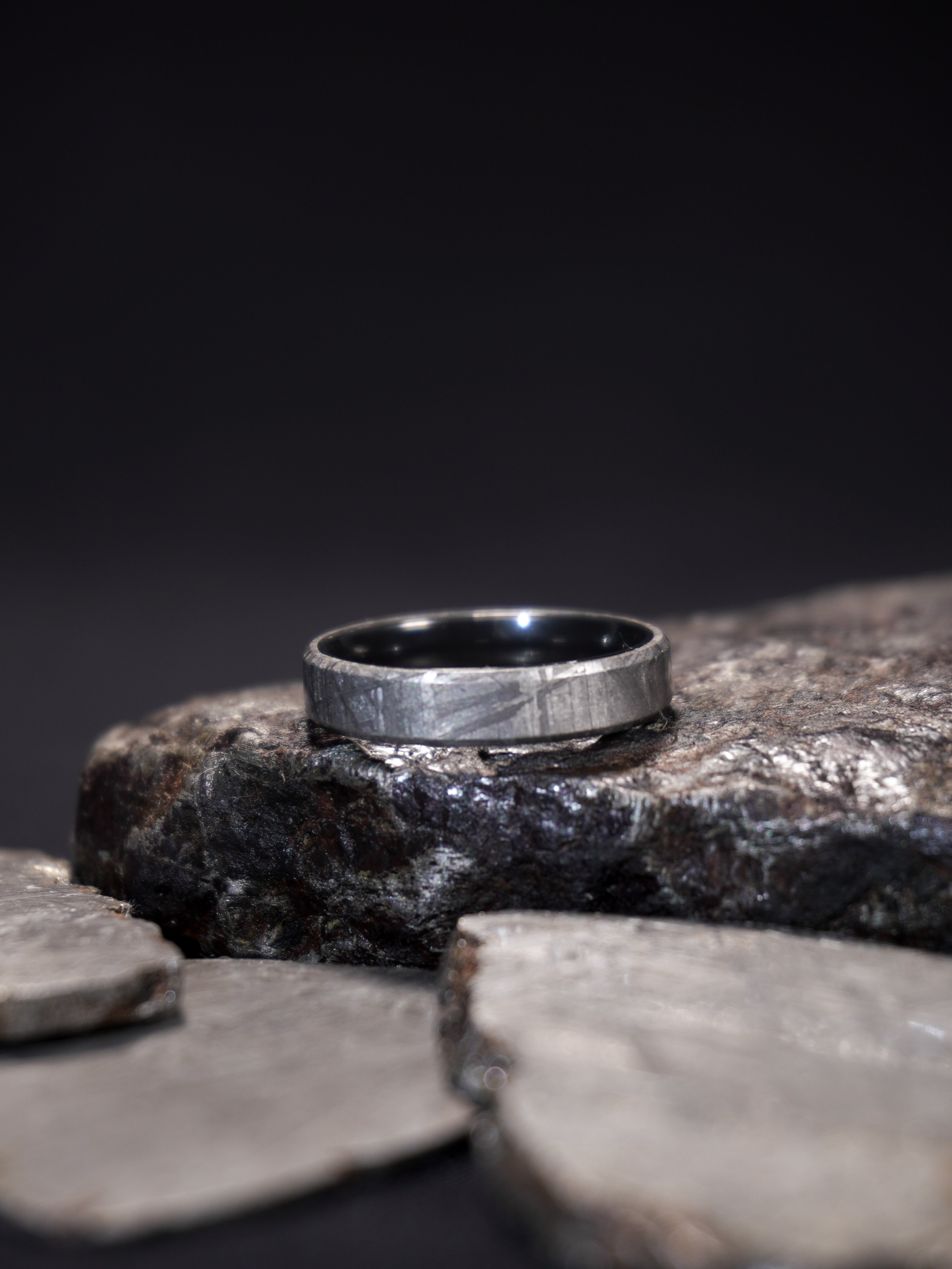 Interstellar One - Muonionalusta Meteorite & Black Tungsten Ring