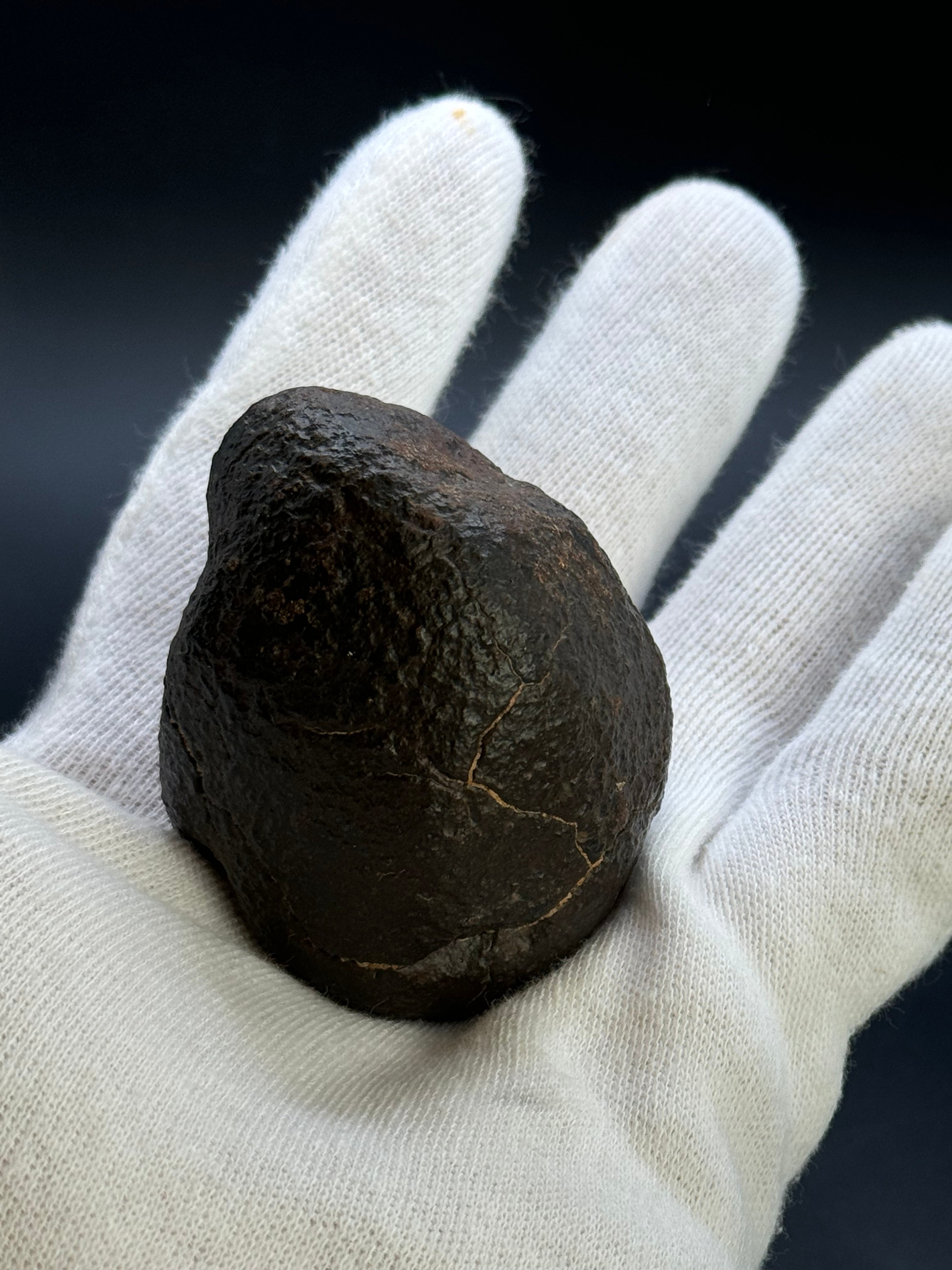 CHONDRITE METEORITE, NORTH WEST AFRICA. 178 GRAMS.