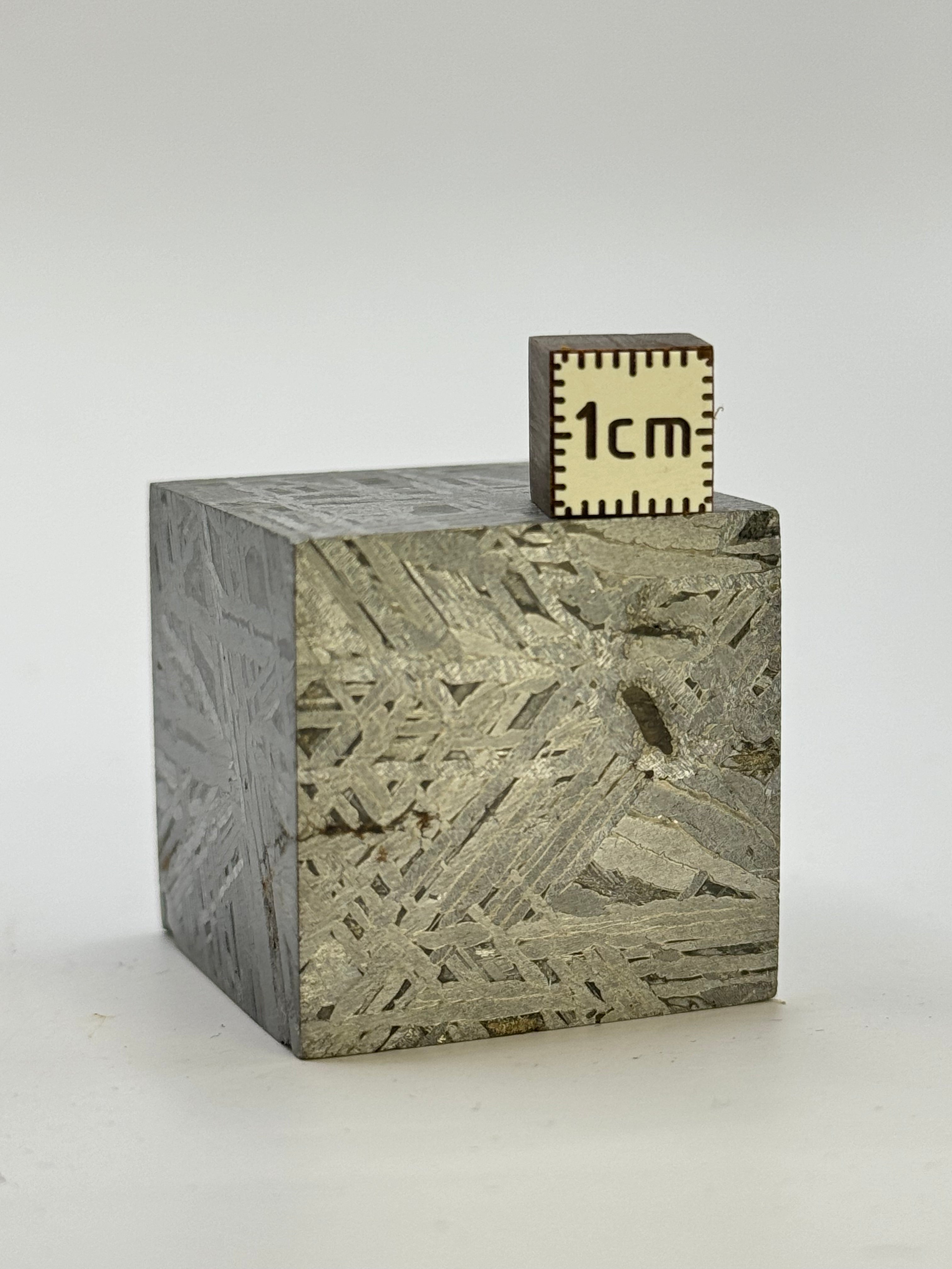 ALETAI METEORITE CUBE, GOBI DESERT, CHINA. 190 GRAMS.