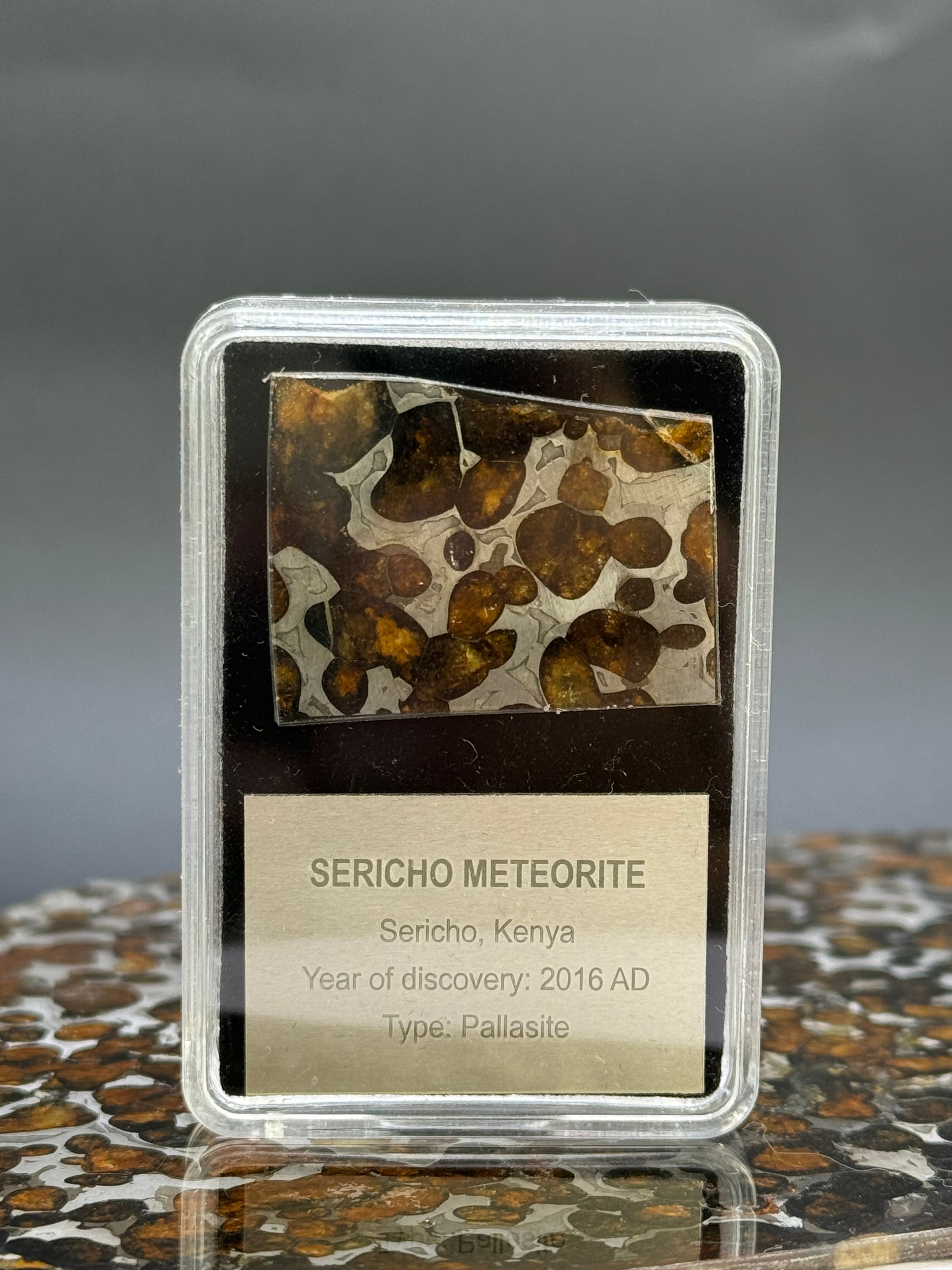 Sericho meteorite, Kenya. Display box. 4,54 grams.