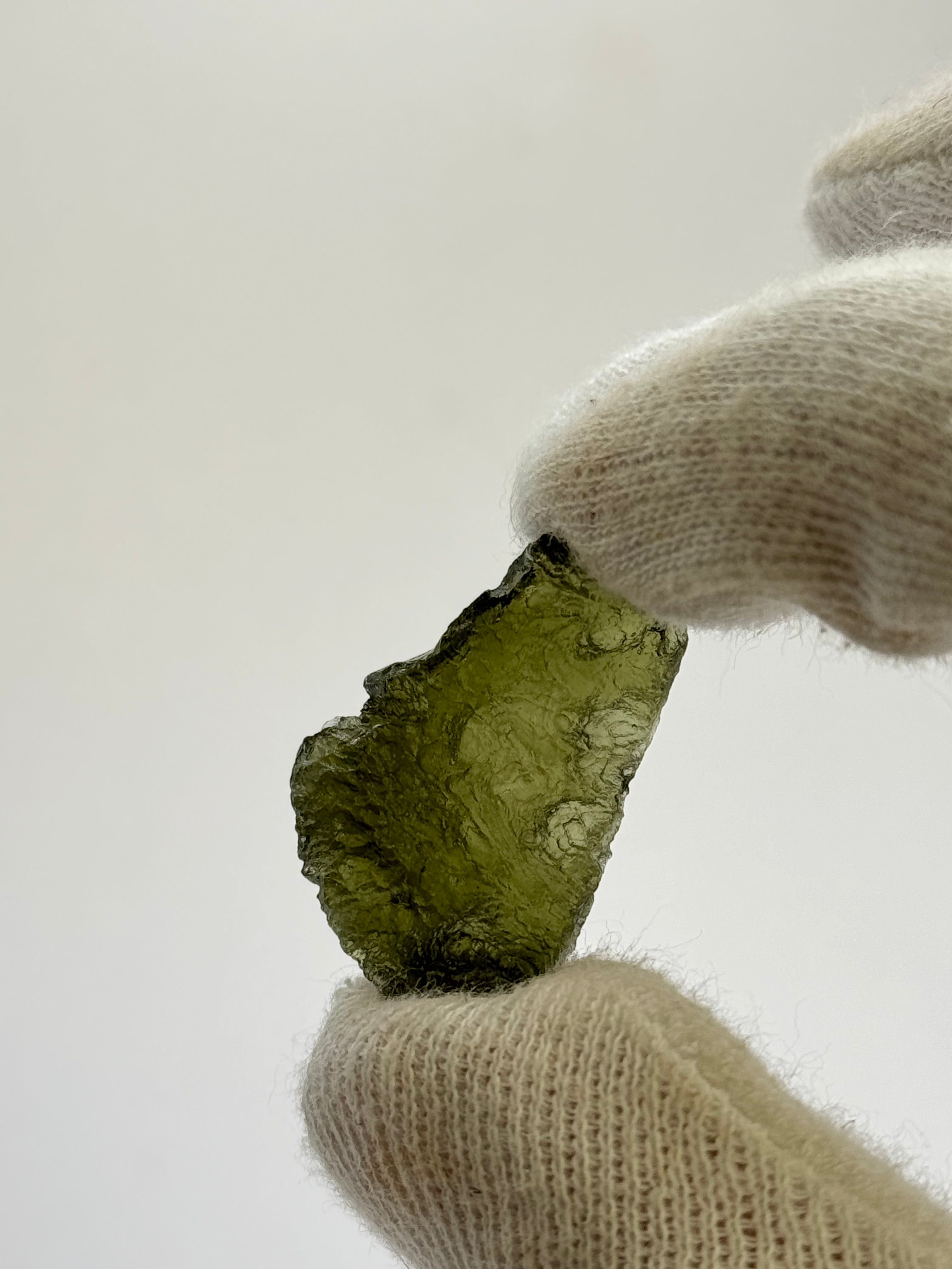 Raw Moldavite, Czech Republic. 4,49 grams.