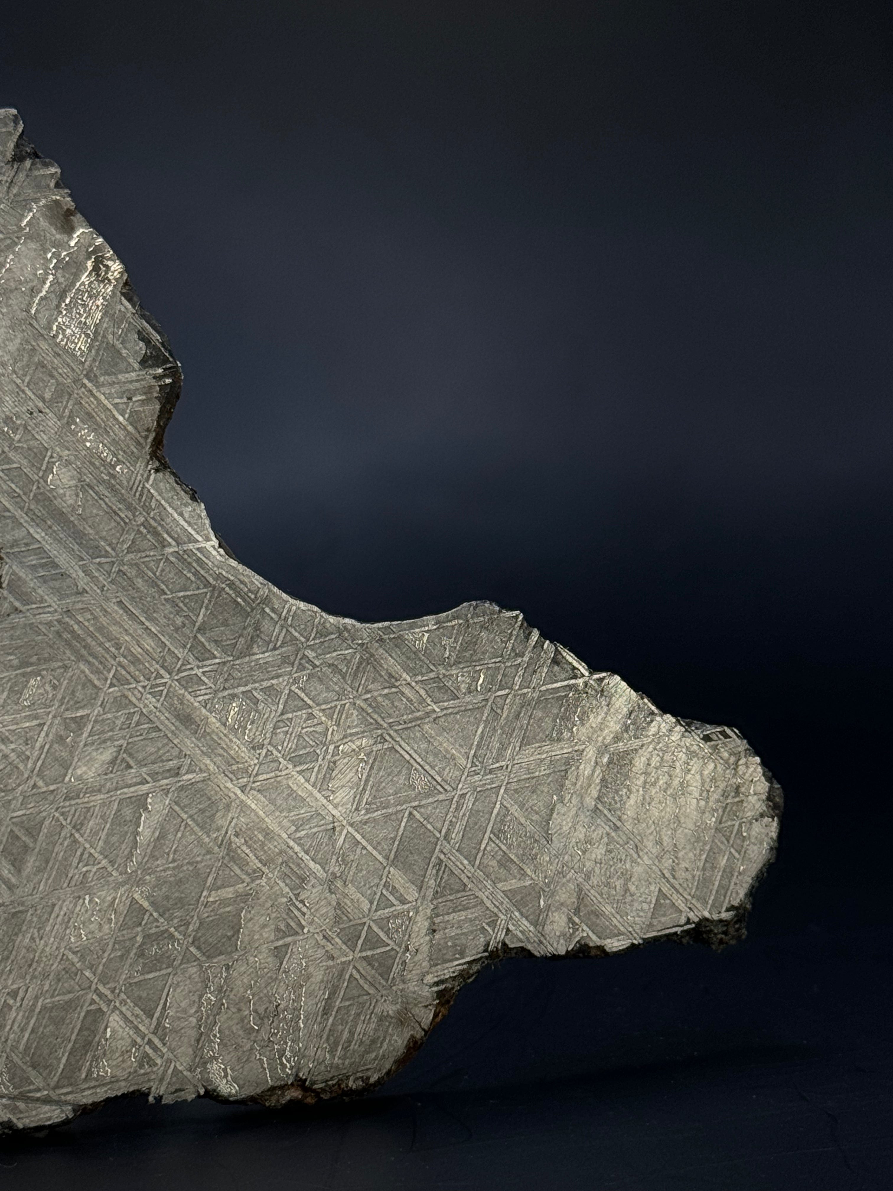 Muonionalusta meteorite, Sweden. 94,65 grams.