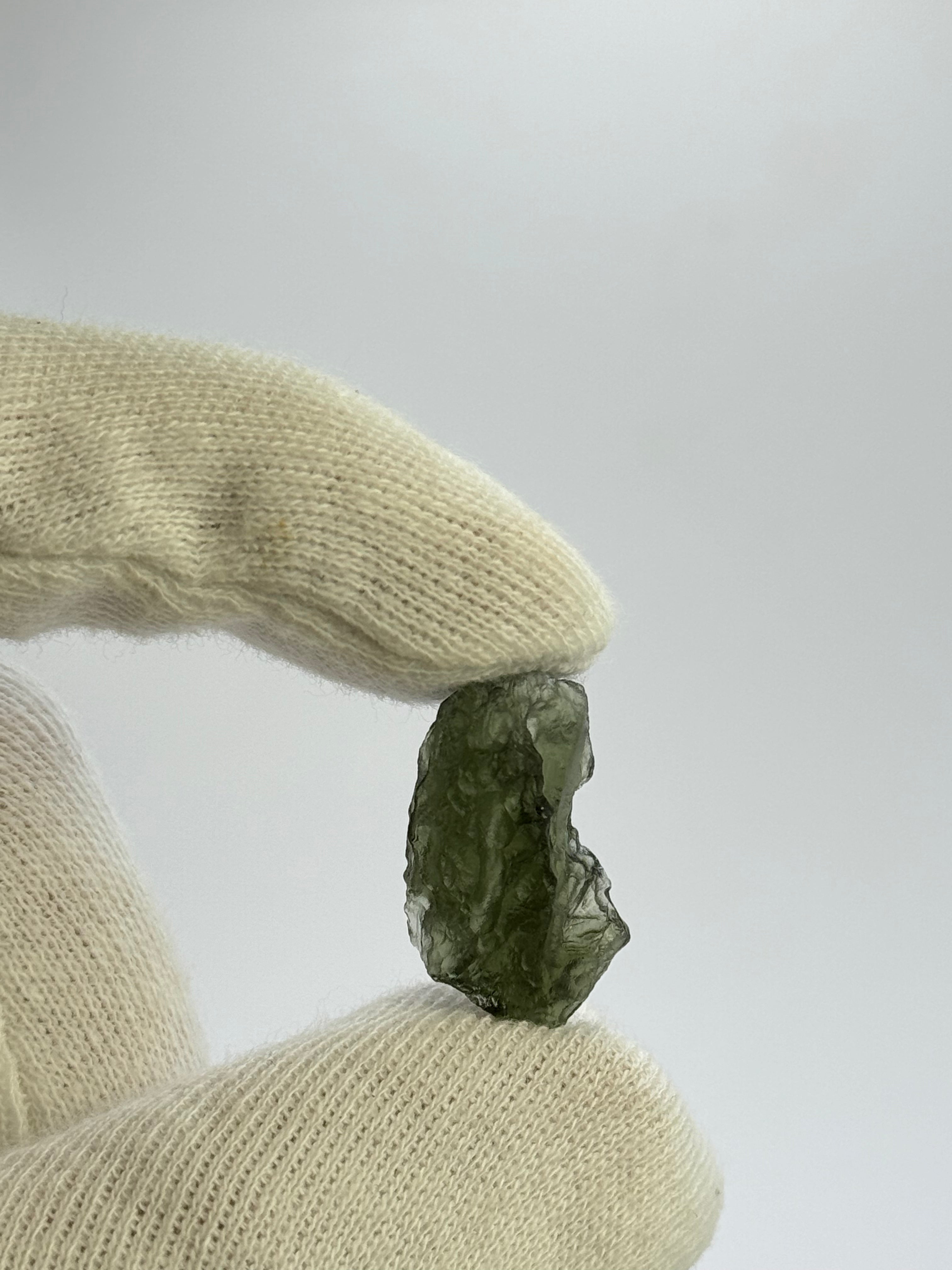 Raw Moldavite, Czech Republic. 3,09 grams.