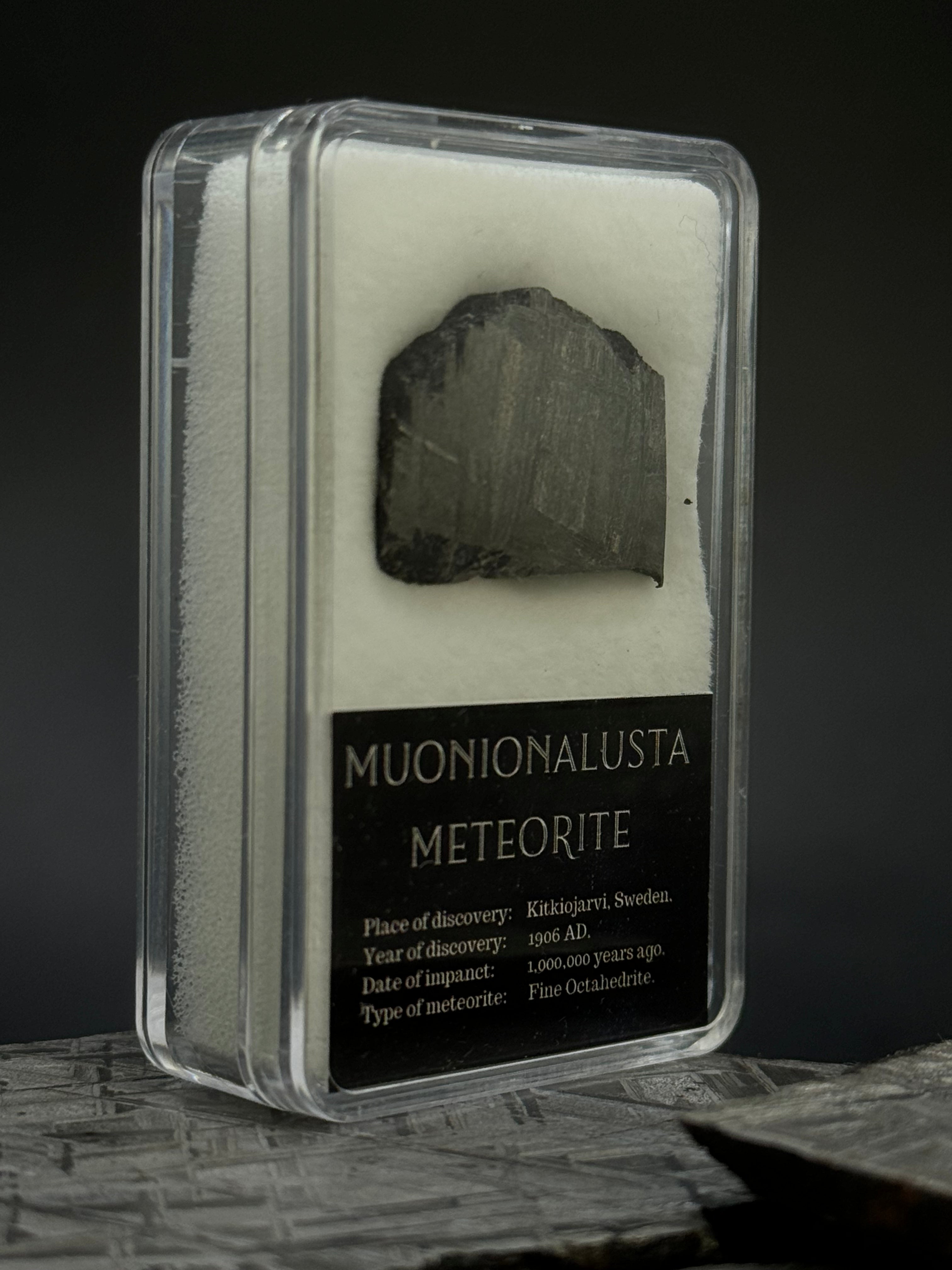 Muonionalusta meteorite, Sweden. 8,35 grams.