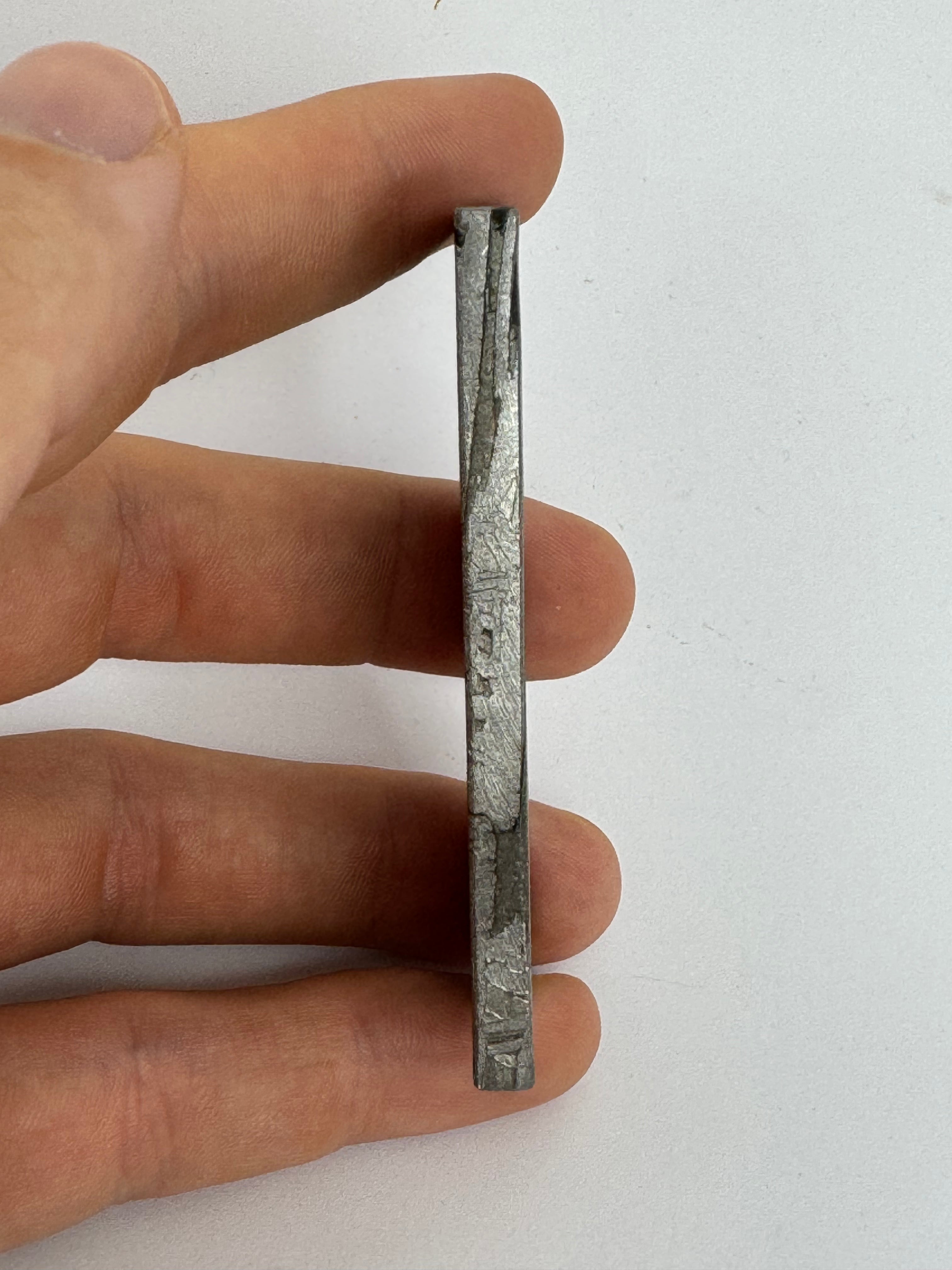 Aletai meteorite, Gobi Desert, China. 97,45 grams.