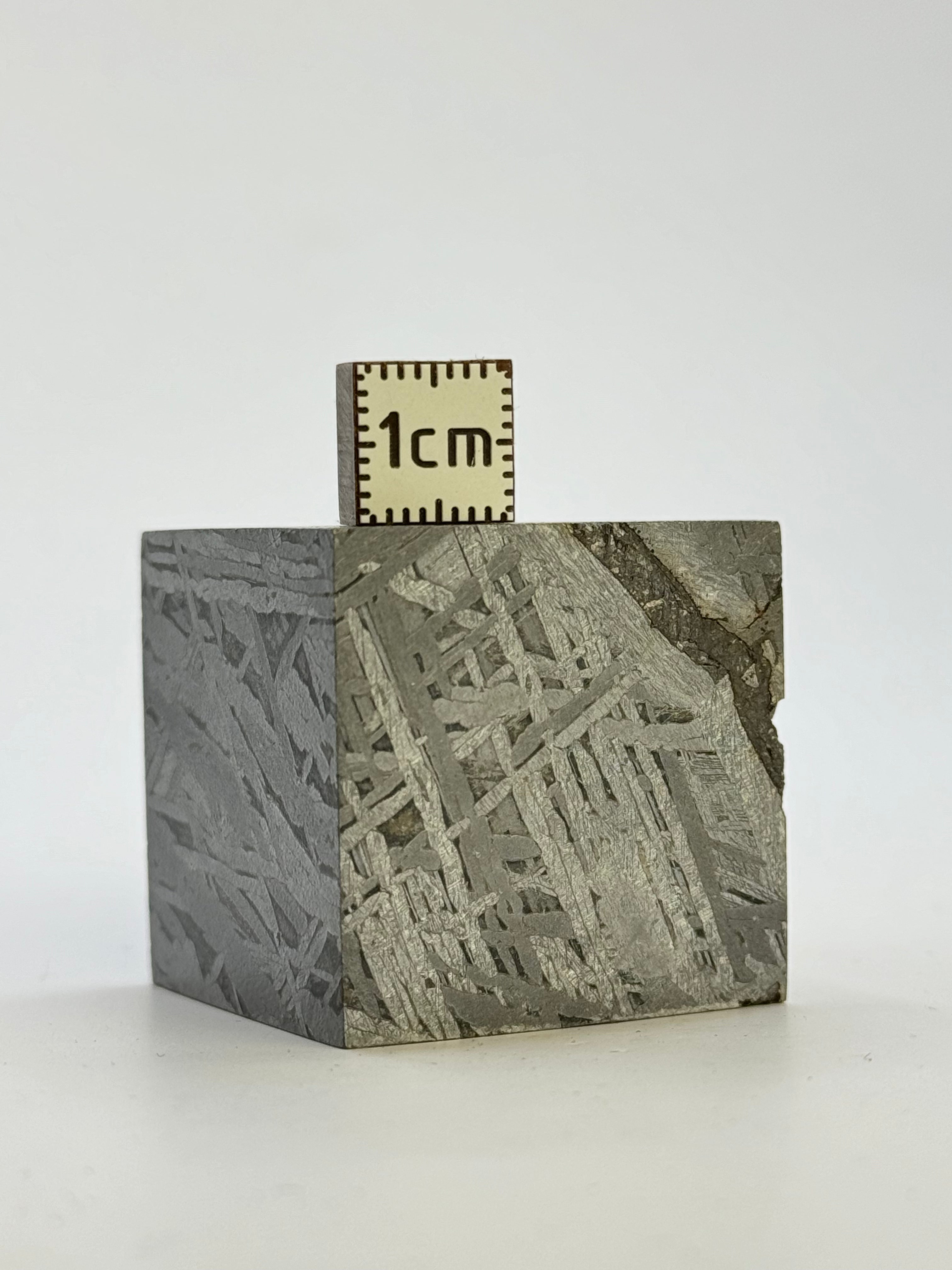 Aletai, Gobi Desert, China. 187,90 grams Cube.