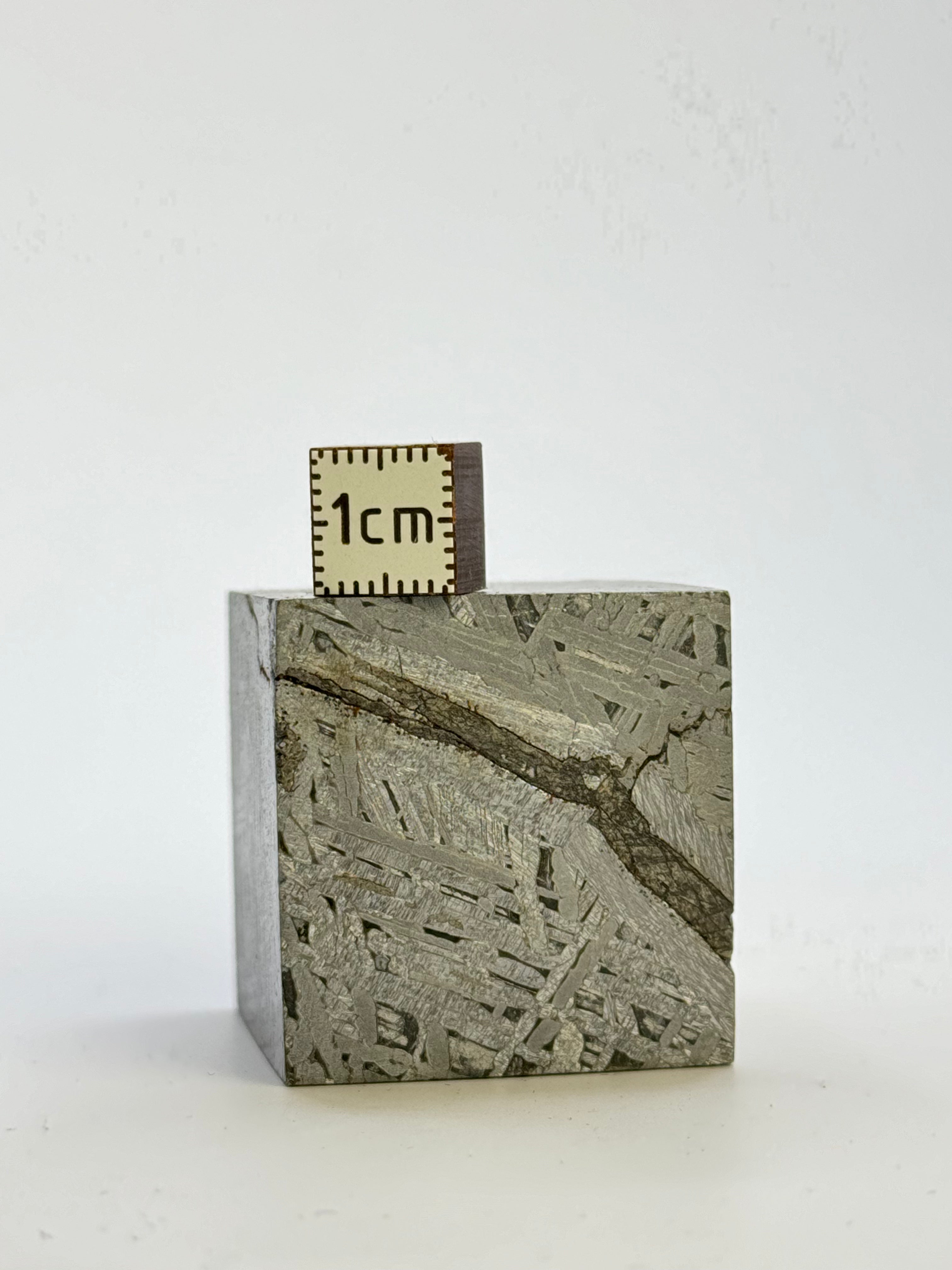 Aletai, Gobi Desert, China. 187,90 grams Cube.