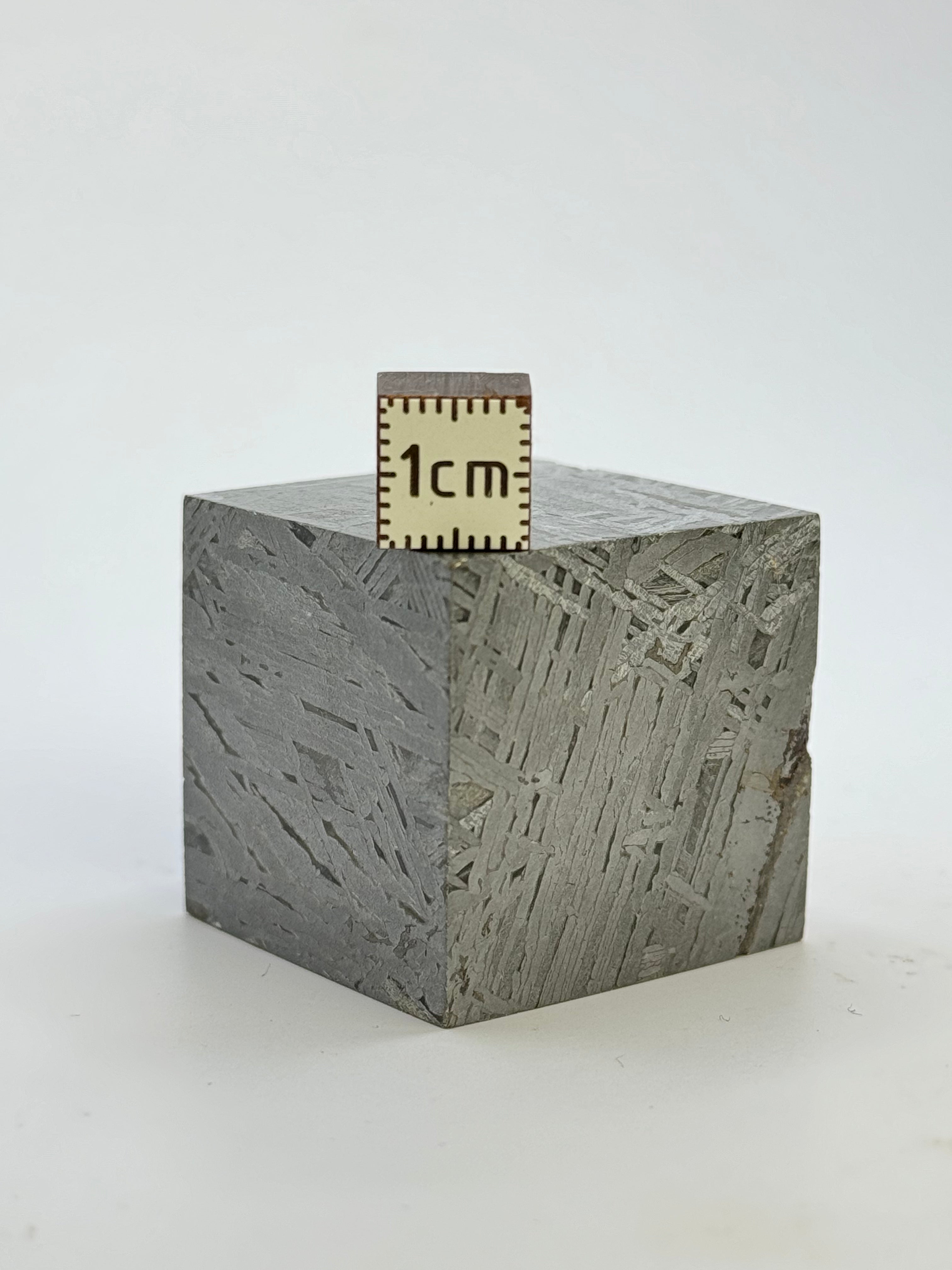 Aletai Meteorite Cube, Gobi Desert, China. 188,67 grams