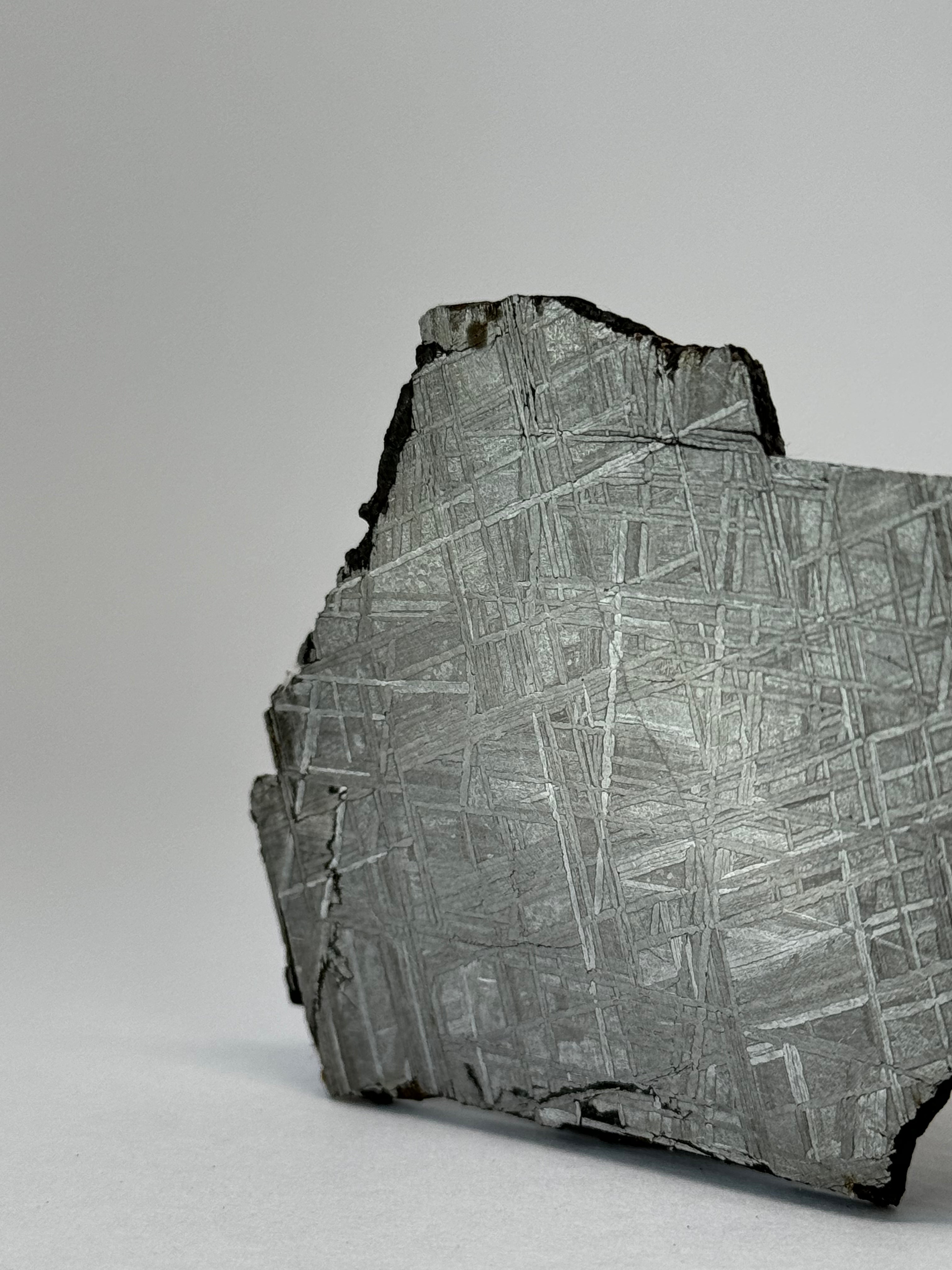 Muonionalusta Meteorite, Sweden. 66,64 grams slice.