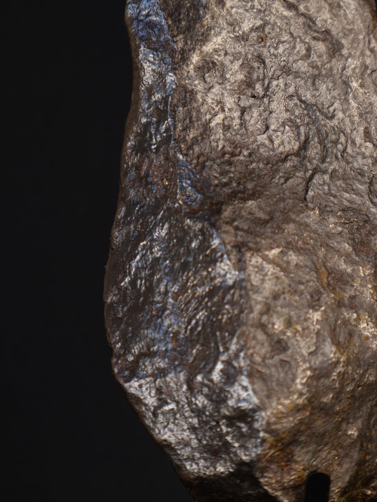 MUONIONALUSTA METEORITE, SWEDEN. FULL METEORITE 1778 GRAMS.