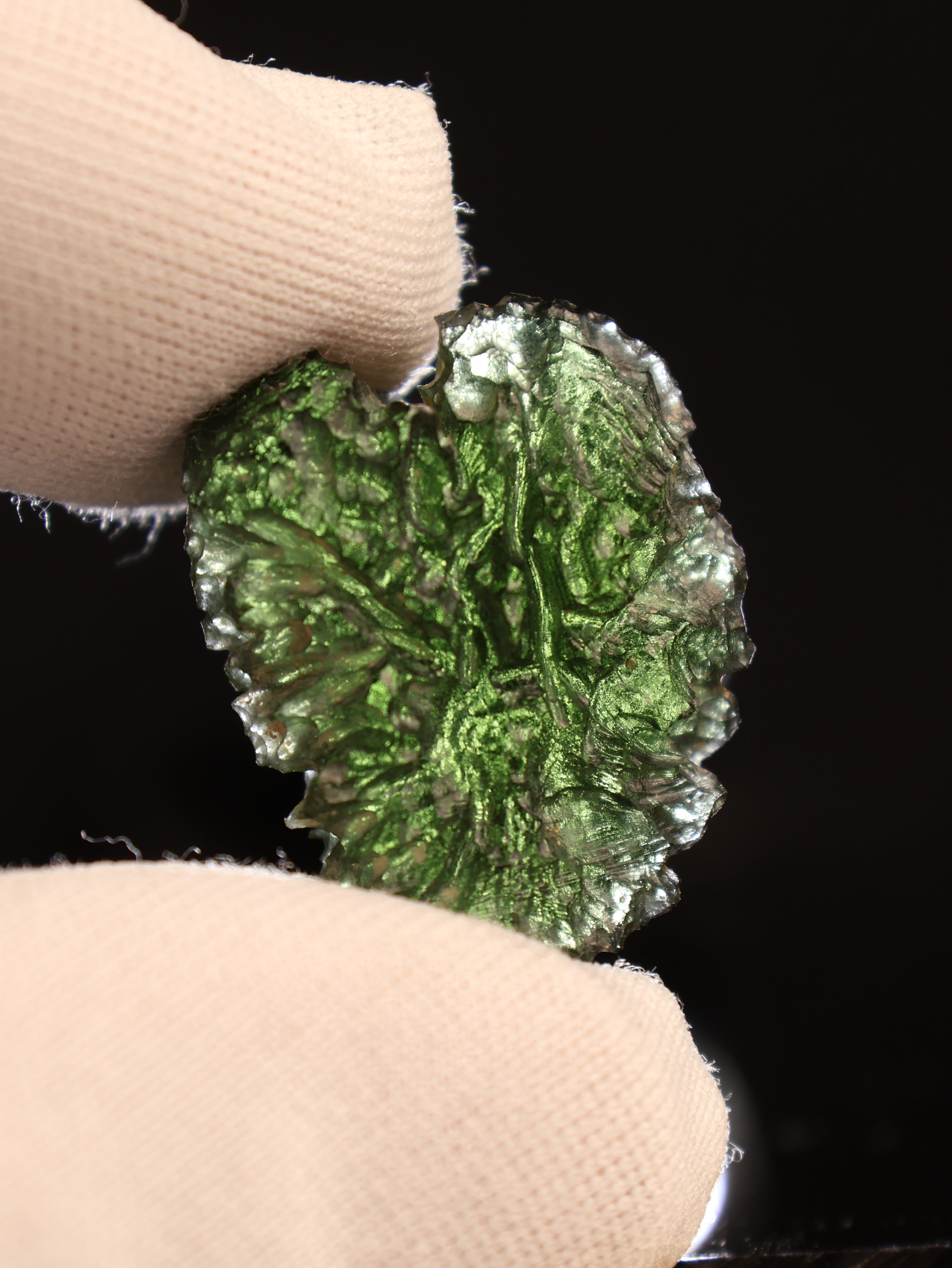 RAW MOLDAVITE, CZECH REPUBLIC. 6,26 GRAMS.