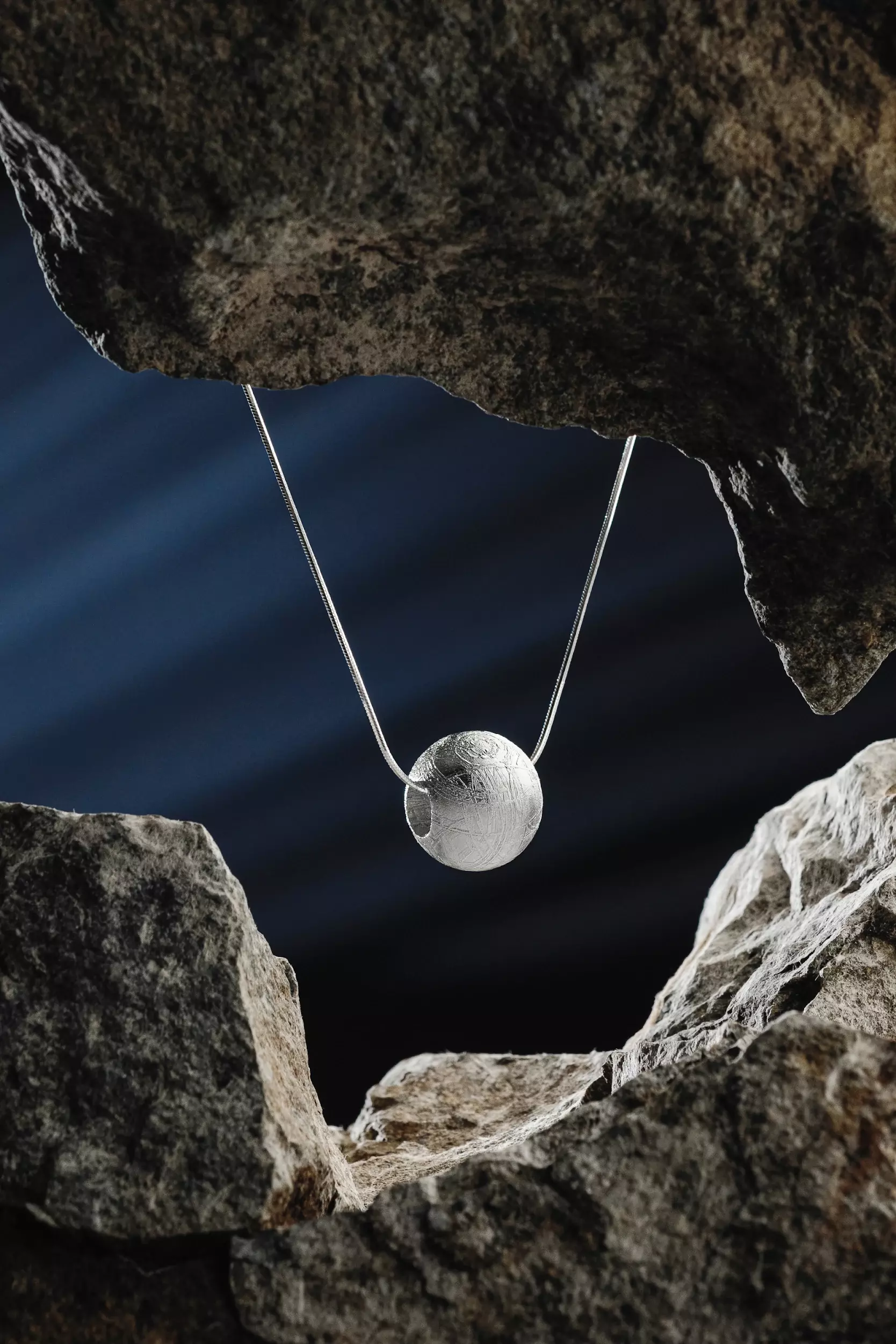 Muonionalusta Meteorite pendant "White giant"
