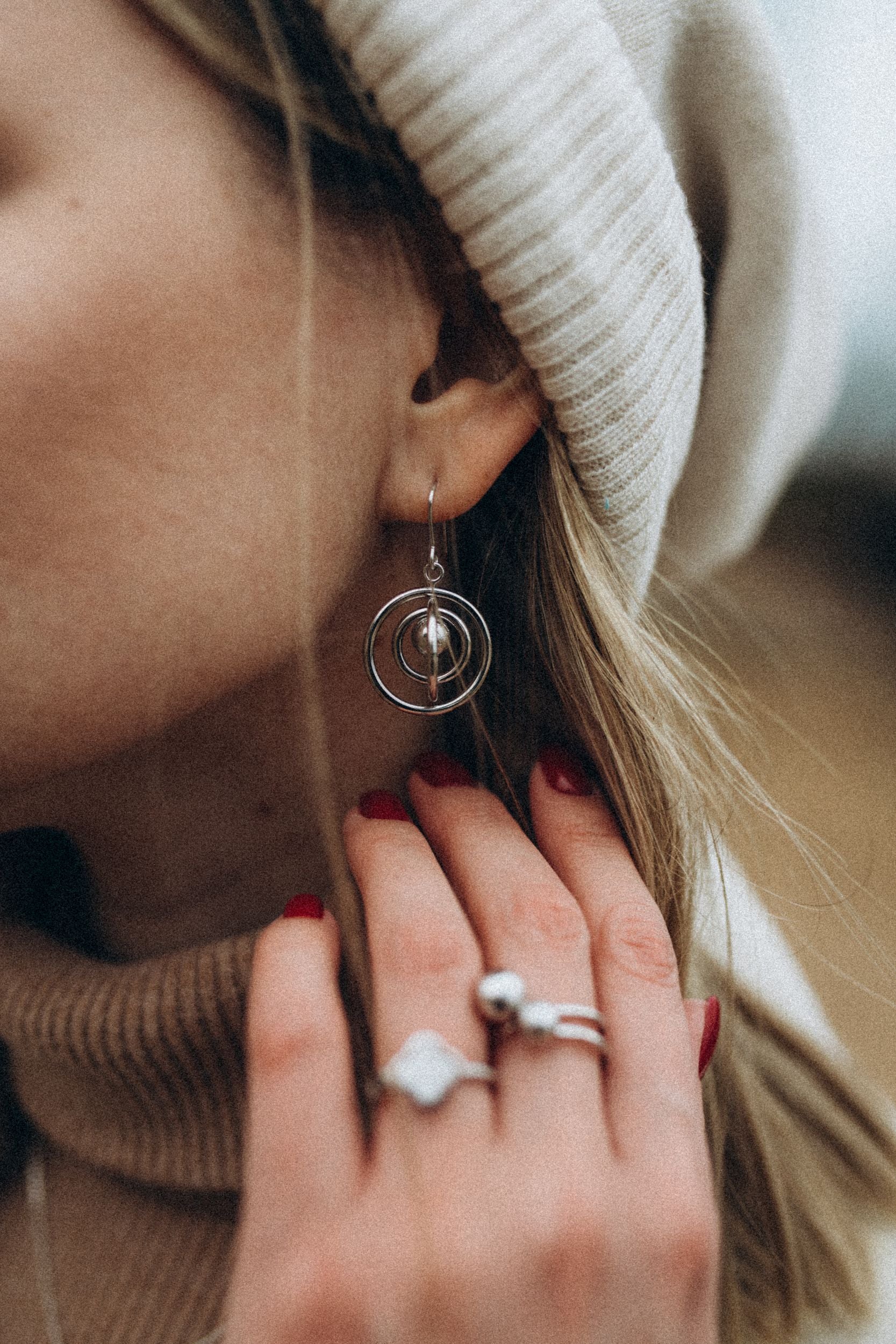Orbit earrings with Muonionalusta meteorite bead