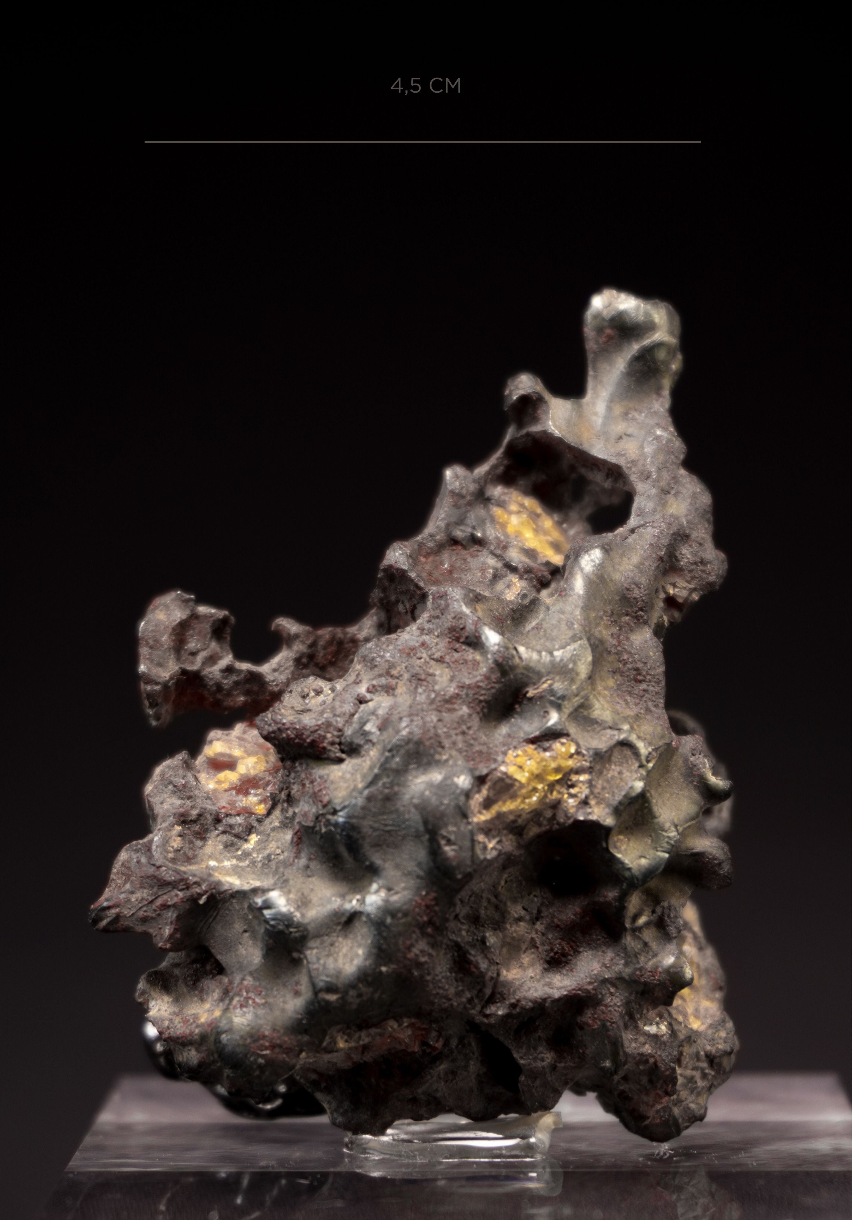 IMILAC PALLASITE METEORITE, CHILE. 55,41 grams. Full specimen.