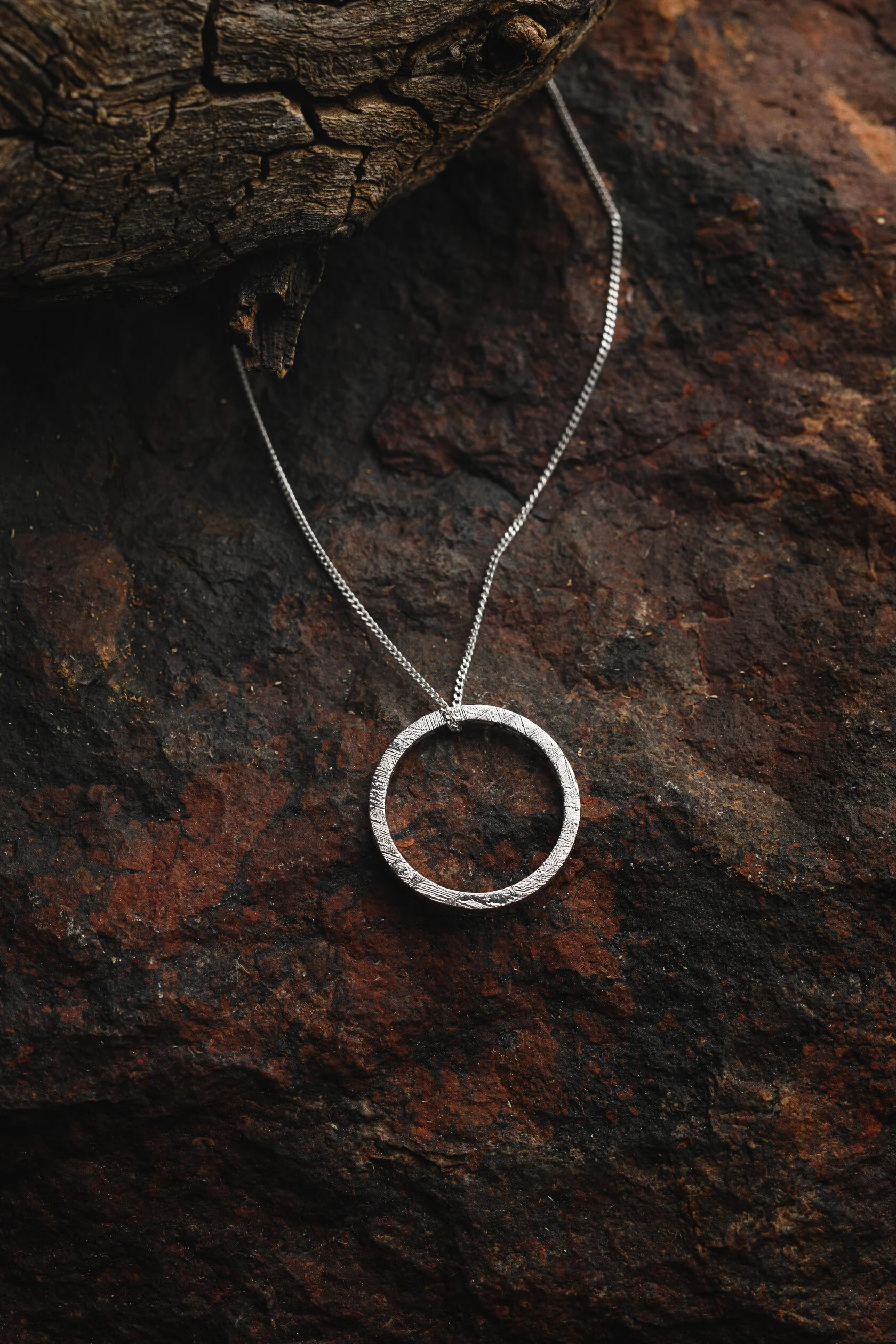 Meteorite Circle Pendant Set