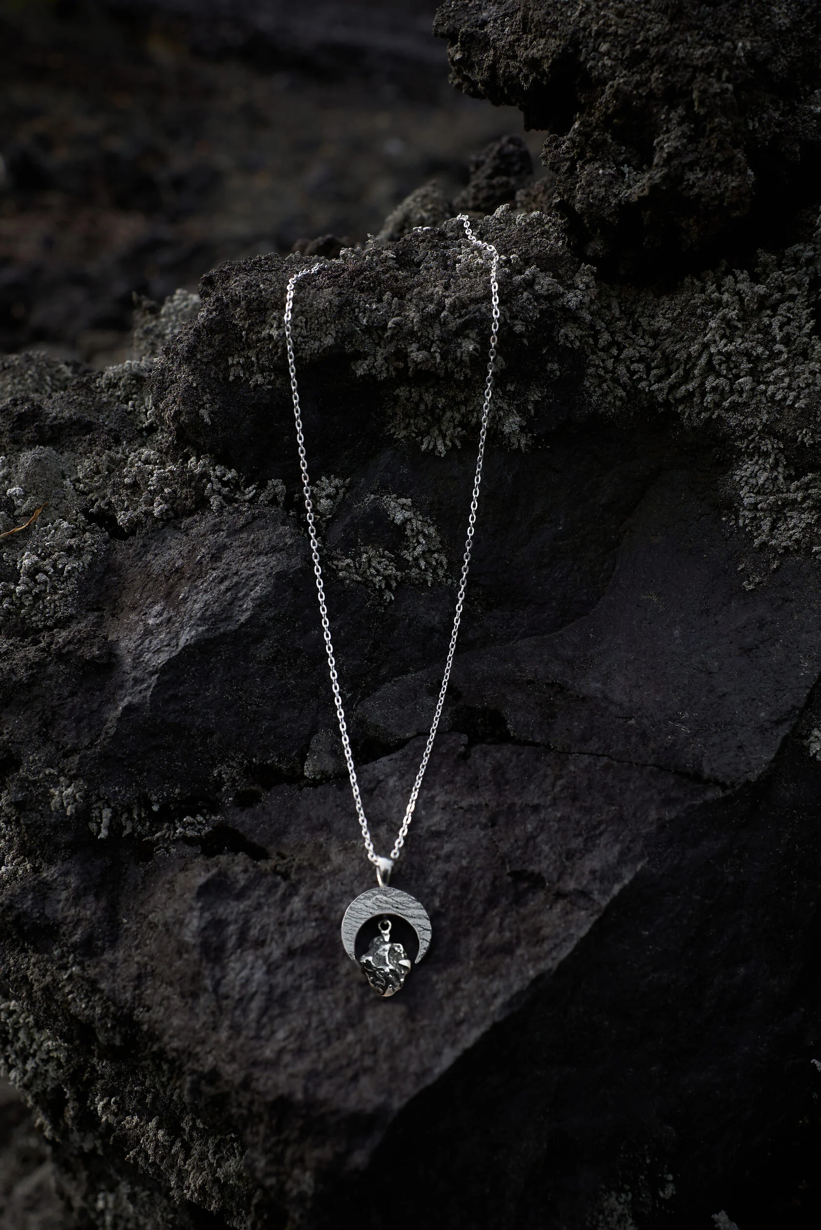 Campo del Cielo Moon pendant